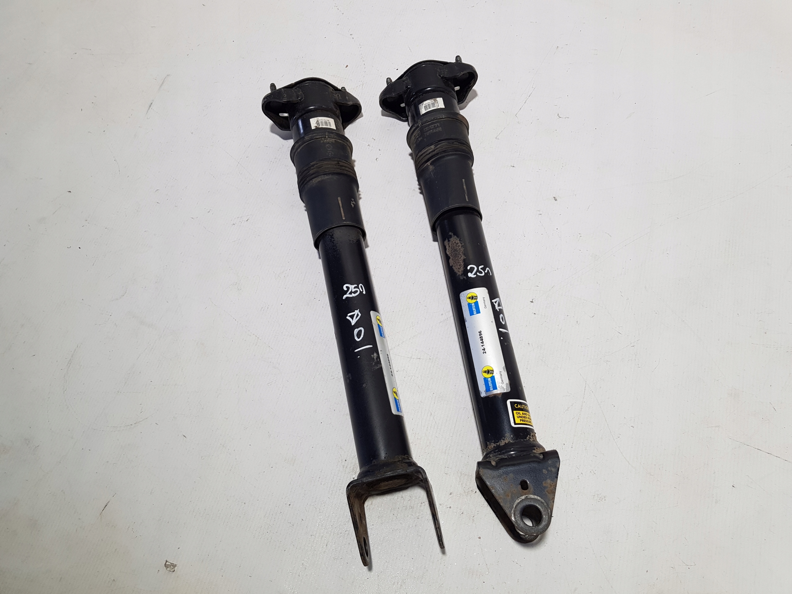 shock absorber rear part left right MERCEDES W251 BILSTEIN