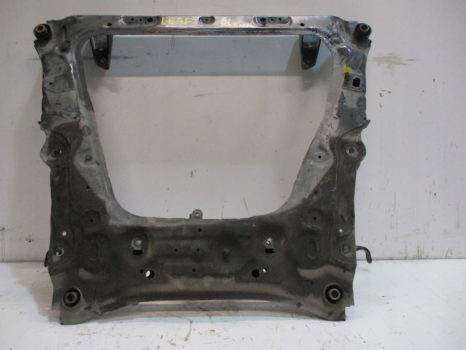 axle beam subframe axle beam NISSAN LEAF II 40KWH