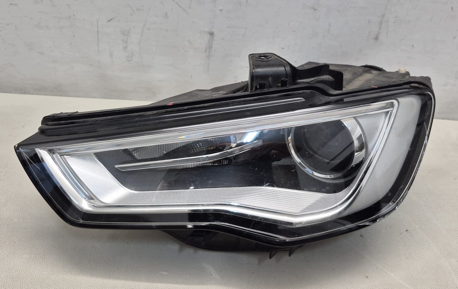 AUDI A3 8V 12-16 light left front front XENON 8V0941005