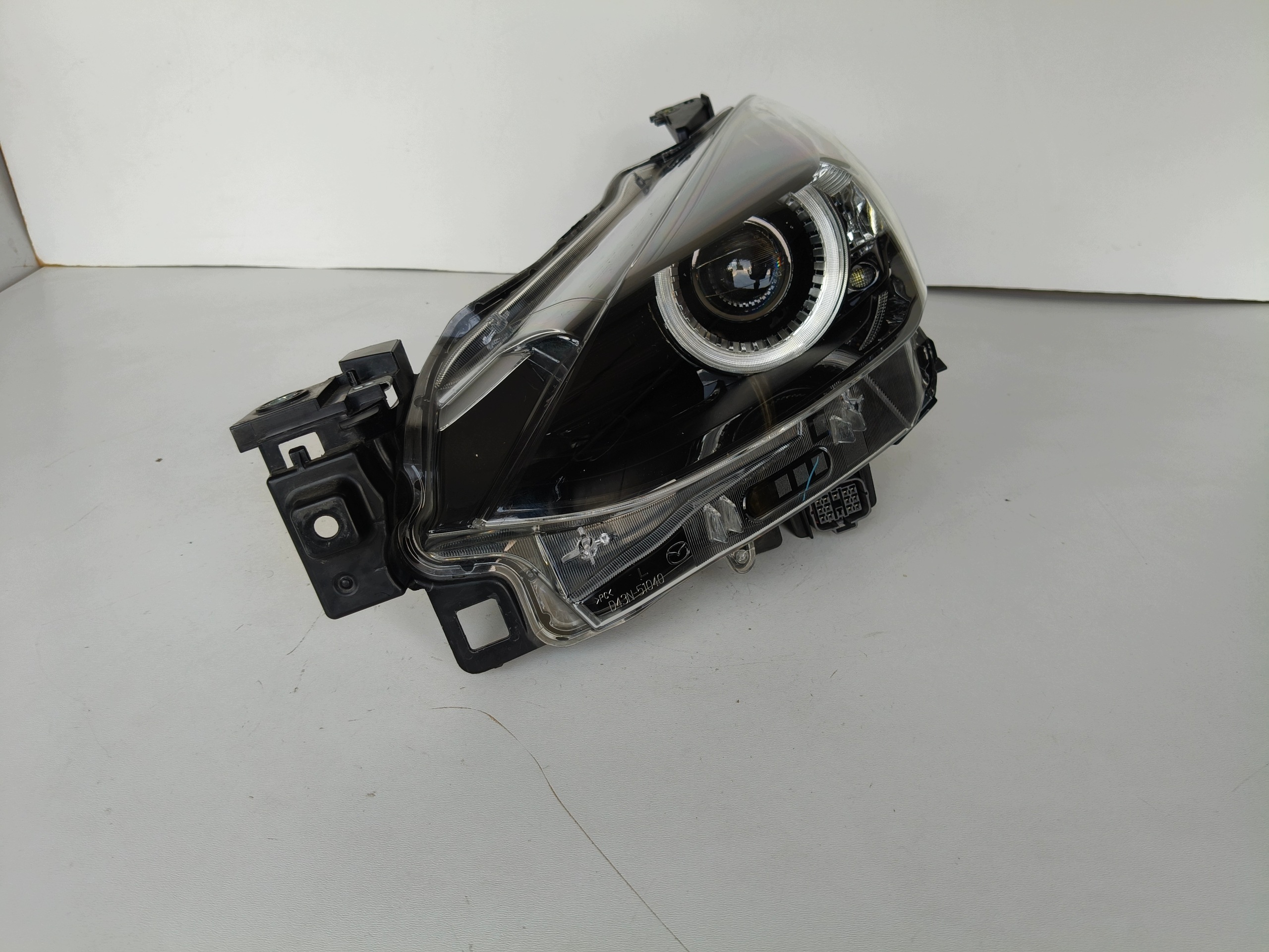 light left REFLEKTOR MAZDA 2 20- LIFT FULL LED 13 PIN