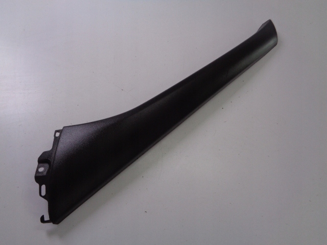 OSŁONA POSZYCIE SŁUPKA PRAWY PRZÓD IVECO DAILY 2018 ROK