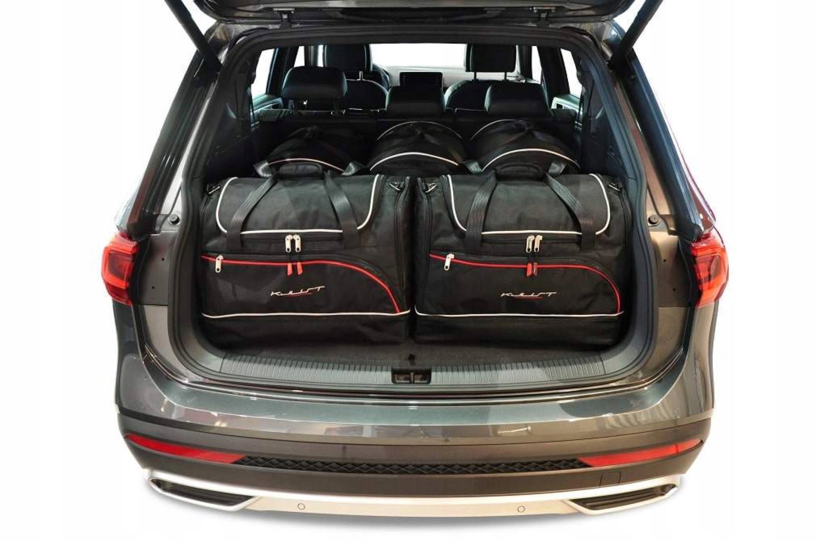 J&j Automotive Sada 5ks cestovných tašiek Sport pre Seat Tarraco 2018+