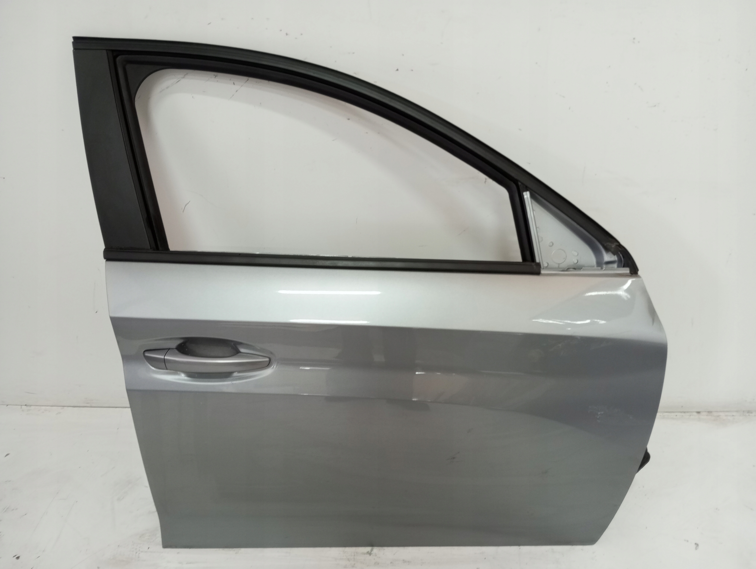 door right front PEUGEOT 208 23R BSZ