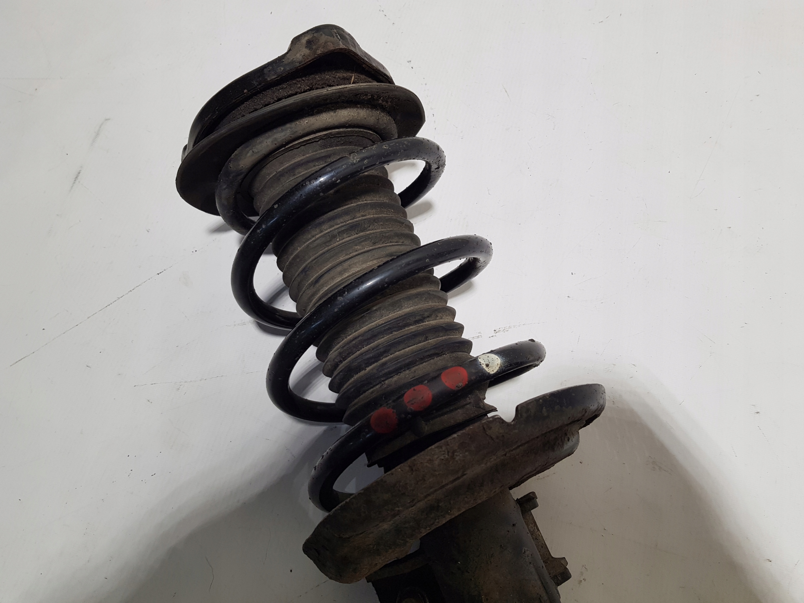 shock absorber front left right MERCEDES W207 W204 2043202166