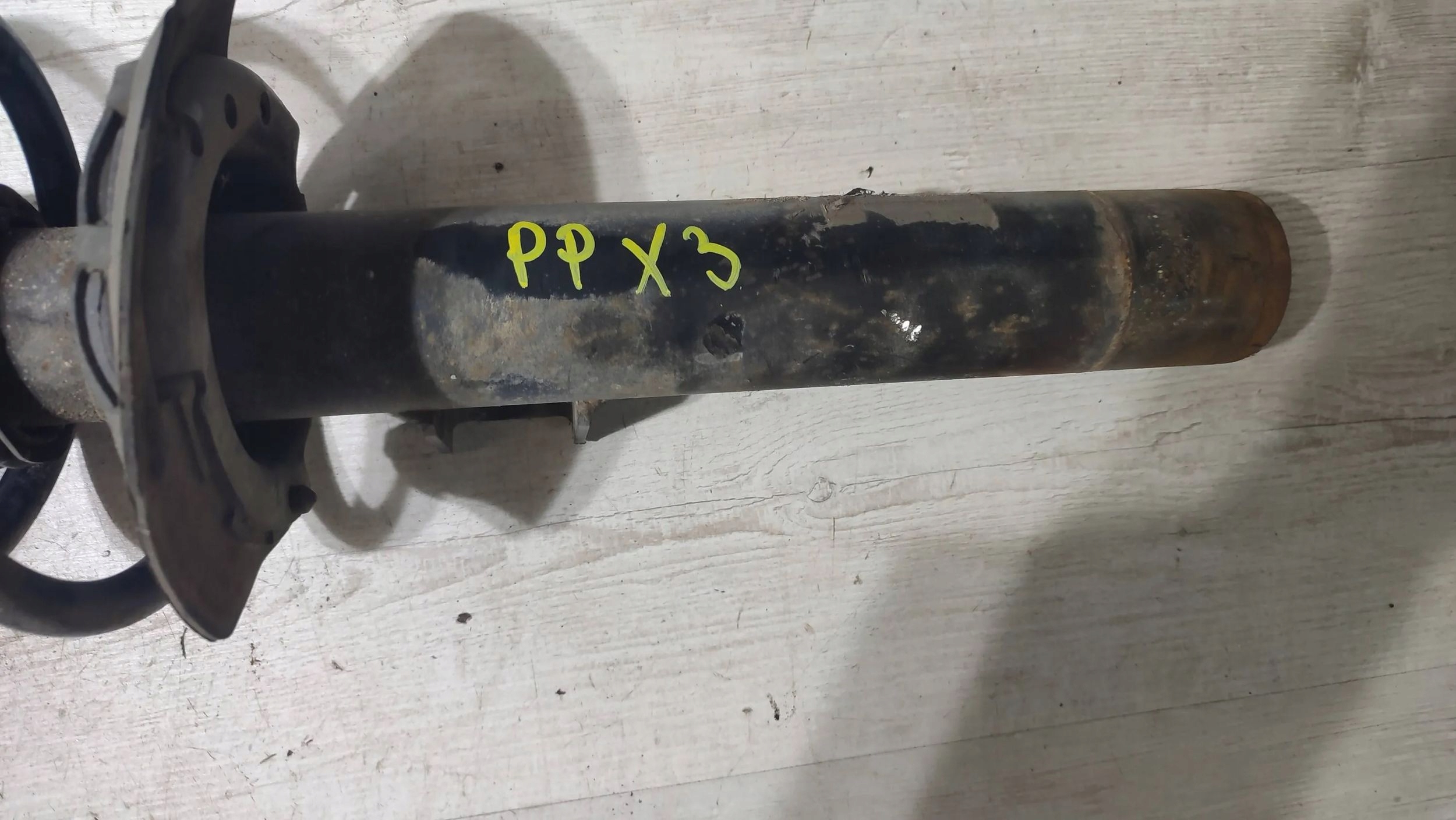 BMW X3 F25 2015 front side right shock absorber ze spring