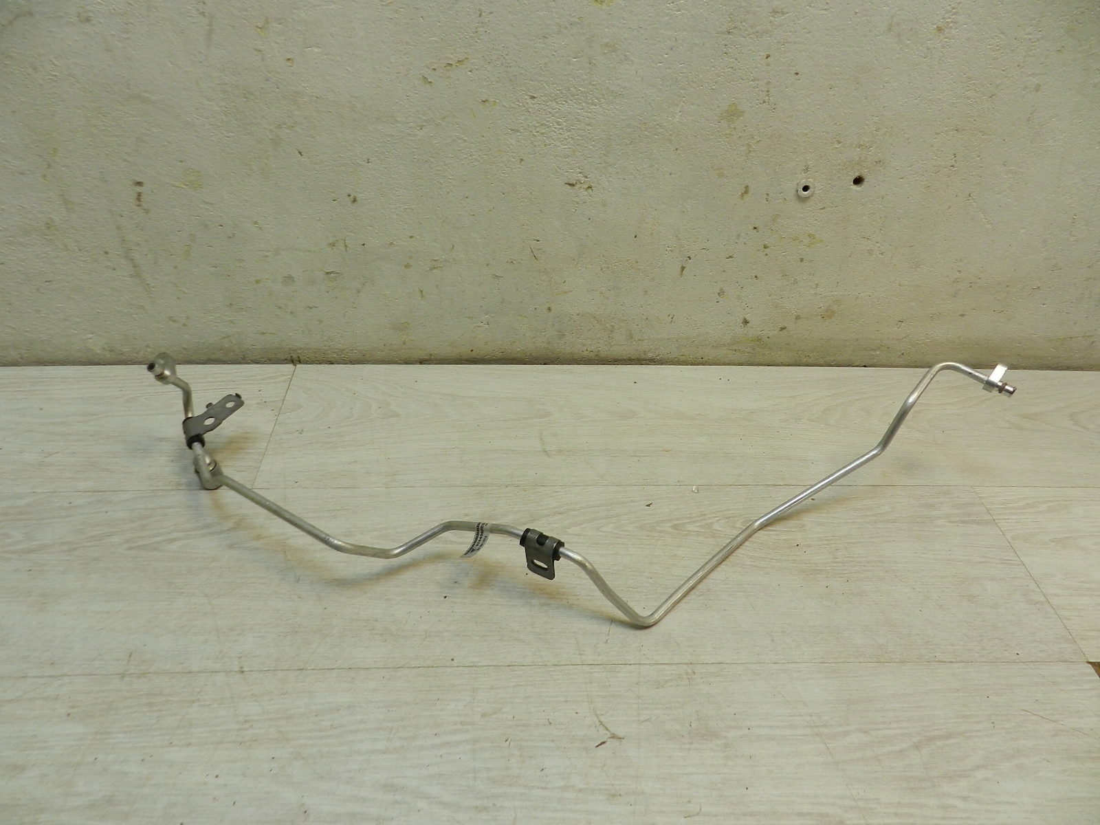 Juke II F16 кабель трубка кондиціонера 924406PE0A