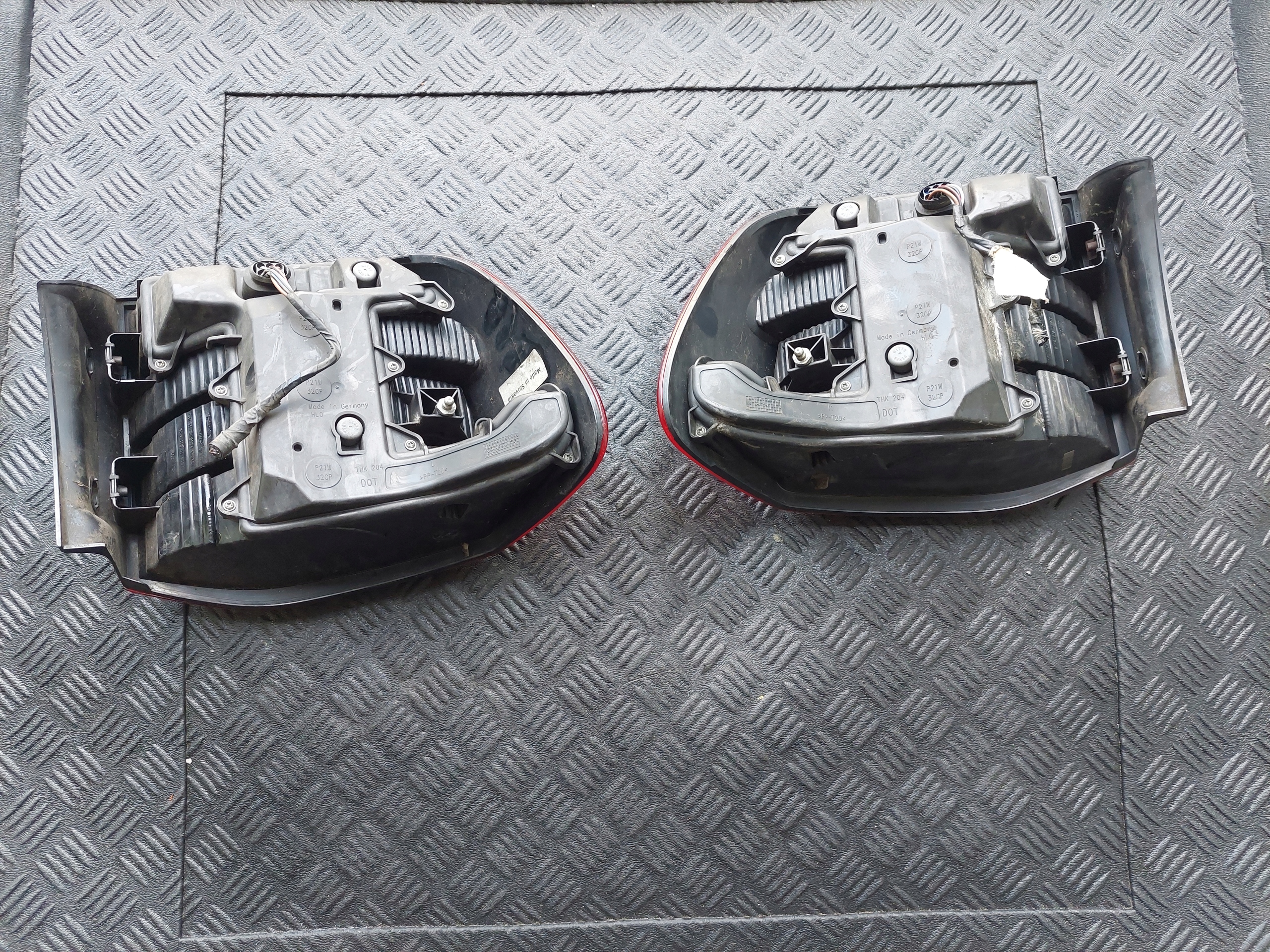 light rear part left rear left PORSCHE CAYENNE and 7L 9PA LIFT