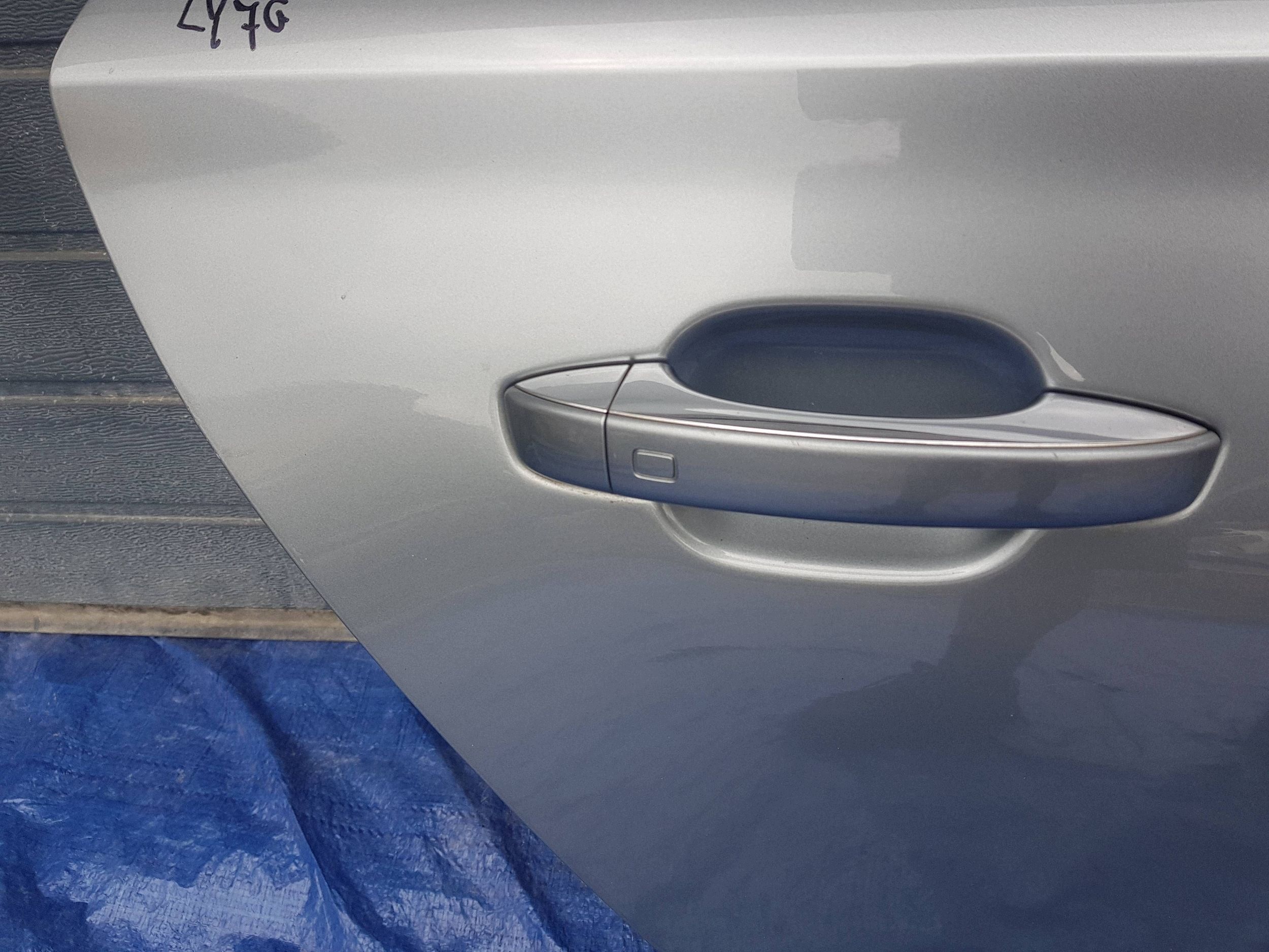 Tür rechts heck hinten AUDI A8 D4 LY7G