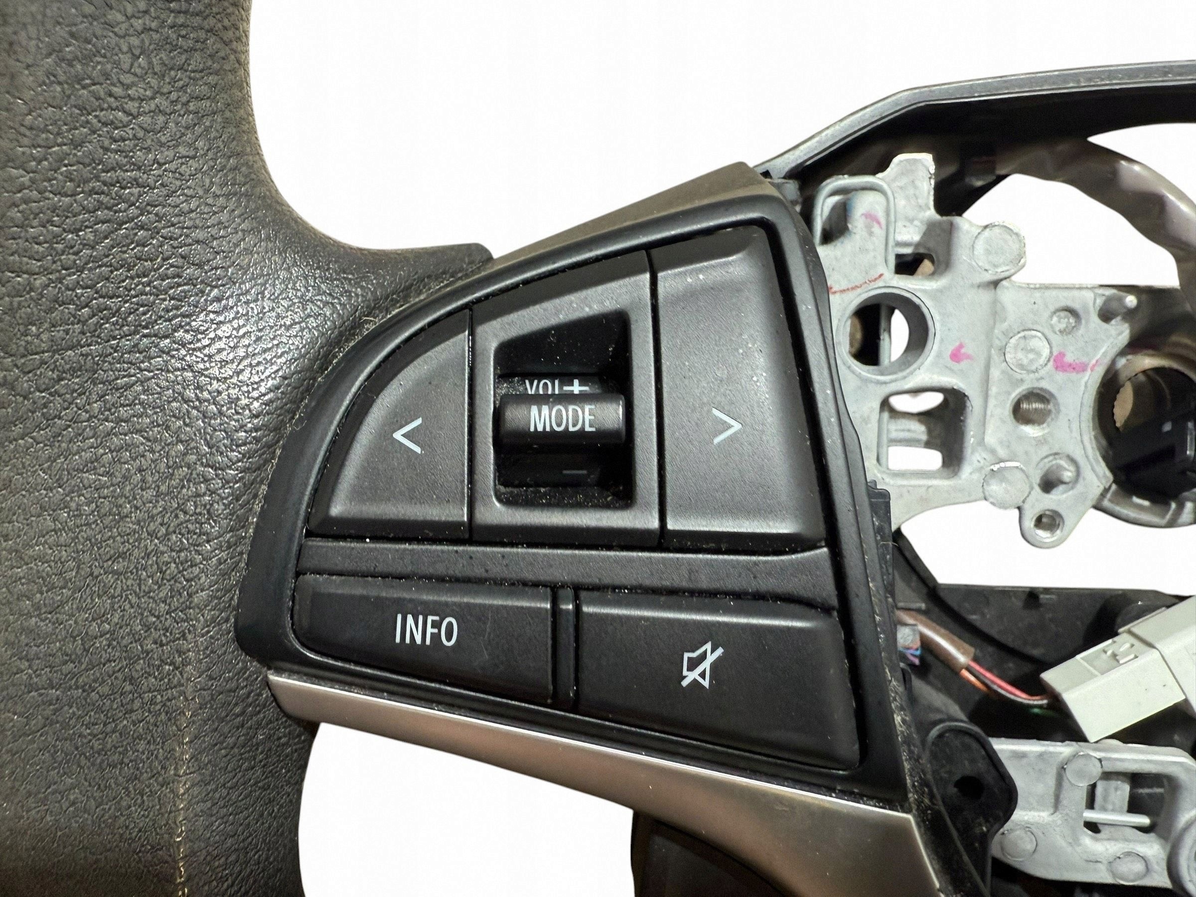 steering wheel, front side left Suzuki Ignis GS3116310