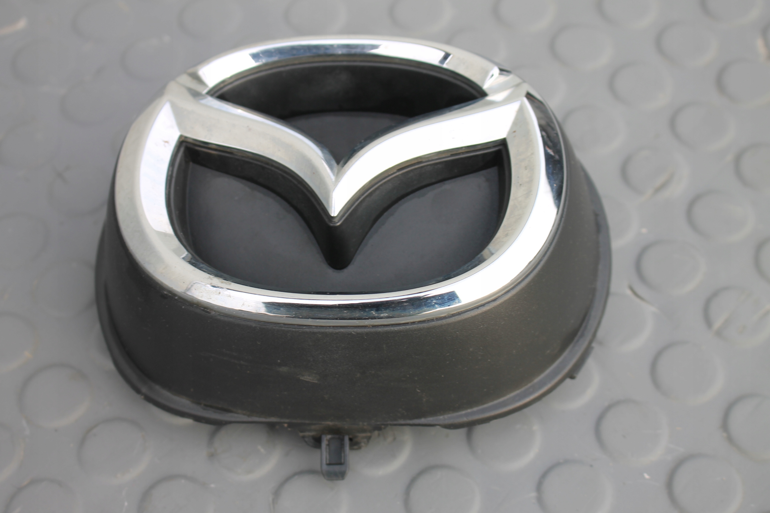 ZNACZEK EMBLEMAT LOGO PRZÓD MAZDA CX-3 14-21