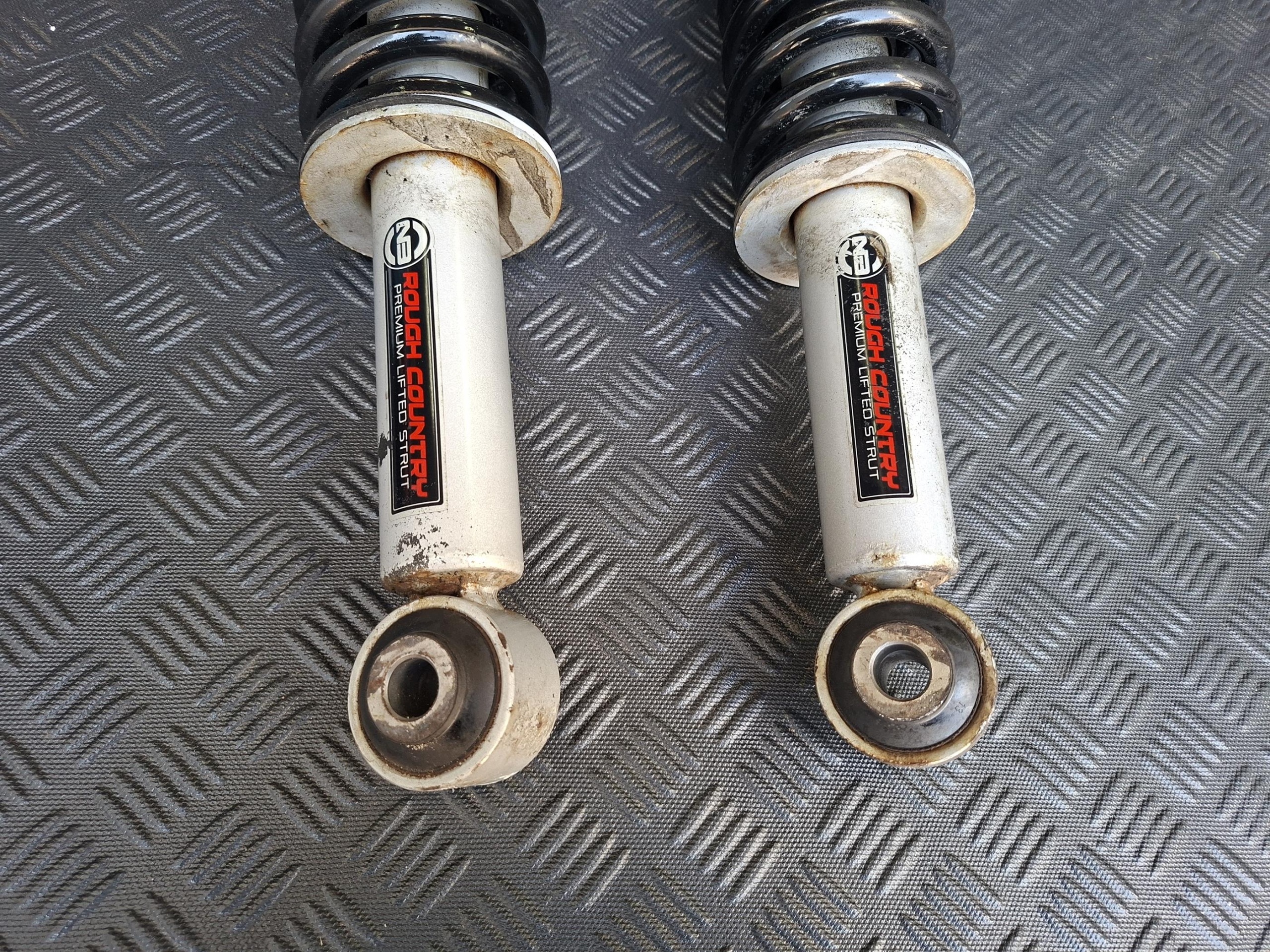 shock absorber front front left right FORD F150 12 XII XLT 09-14 5.0 V8