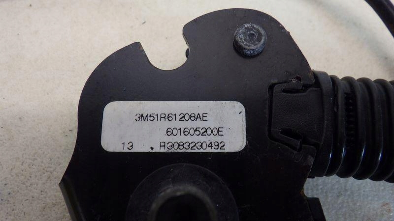 защелка ремень безопасности натяжитель правый передний FORD c-max MK1 3M51R61208AE