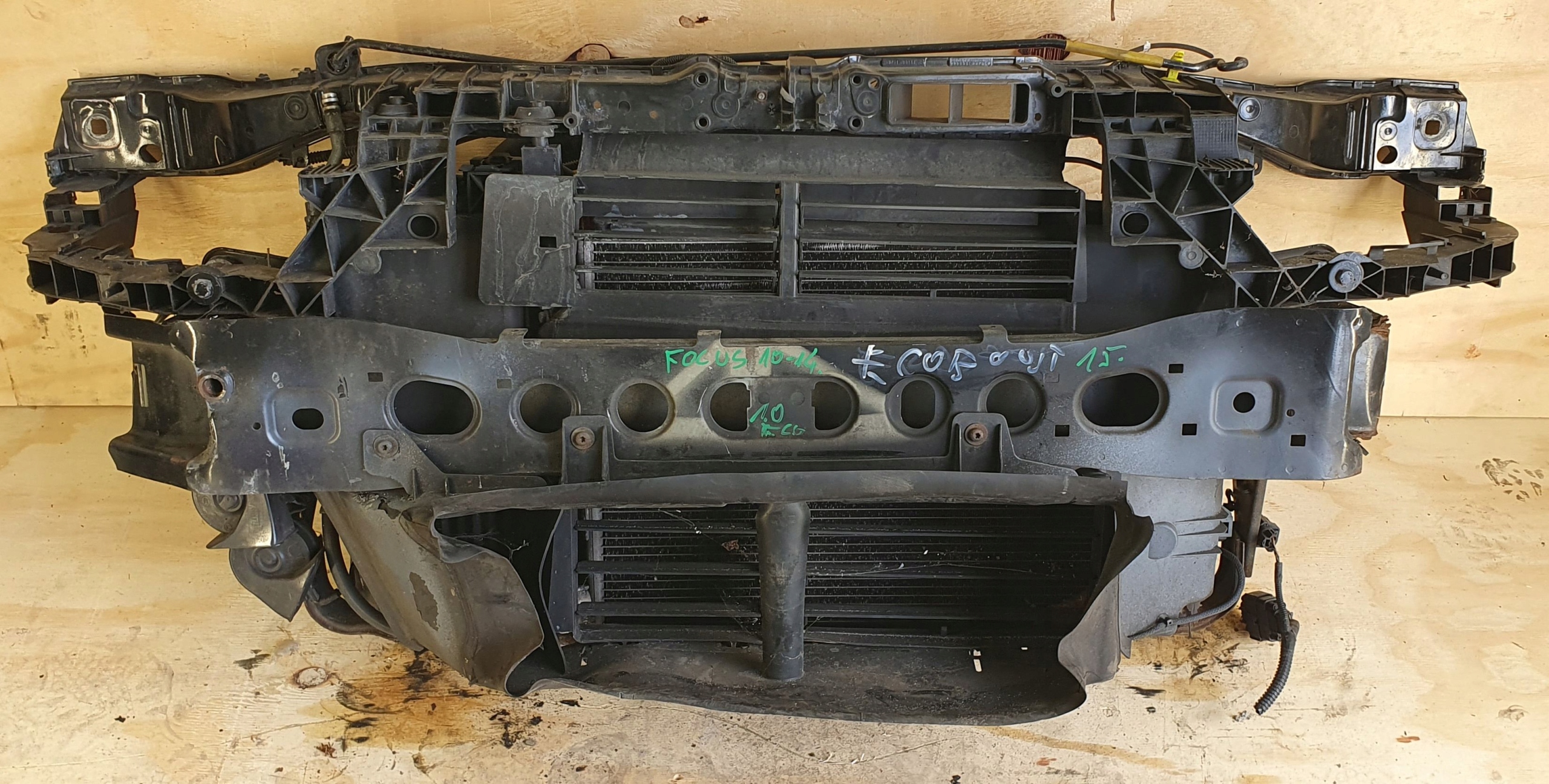 Ford Focus MK3 III 10-14 1.0 Ecoboost support panel for radiators pillar radiator