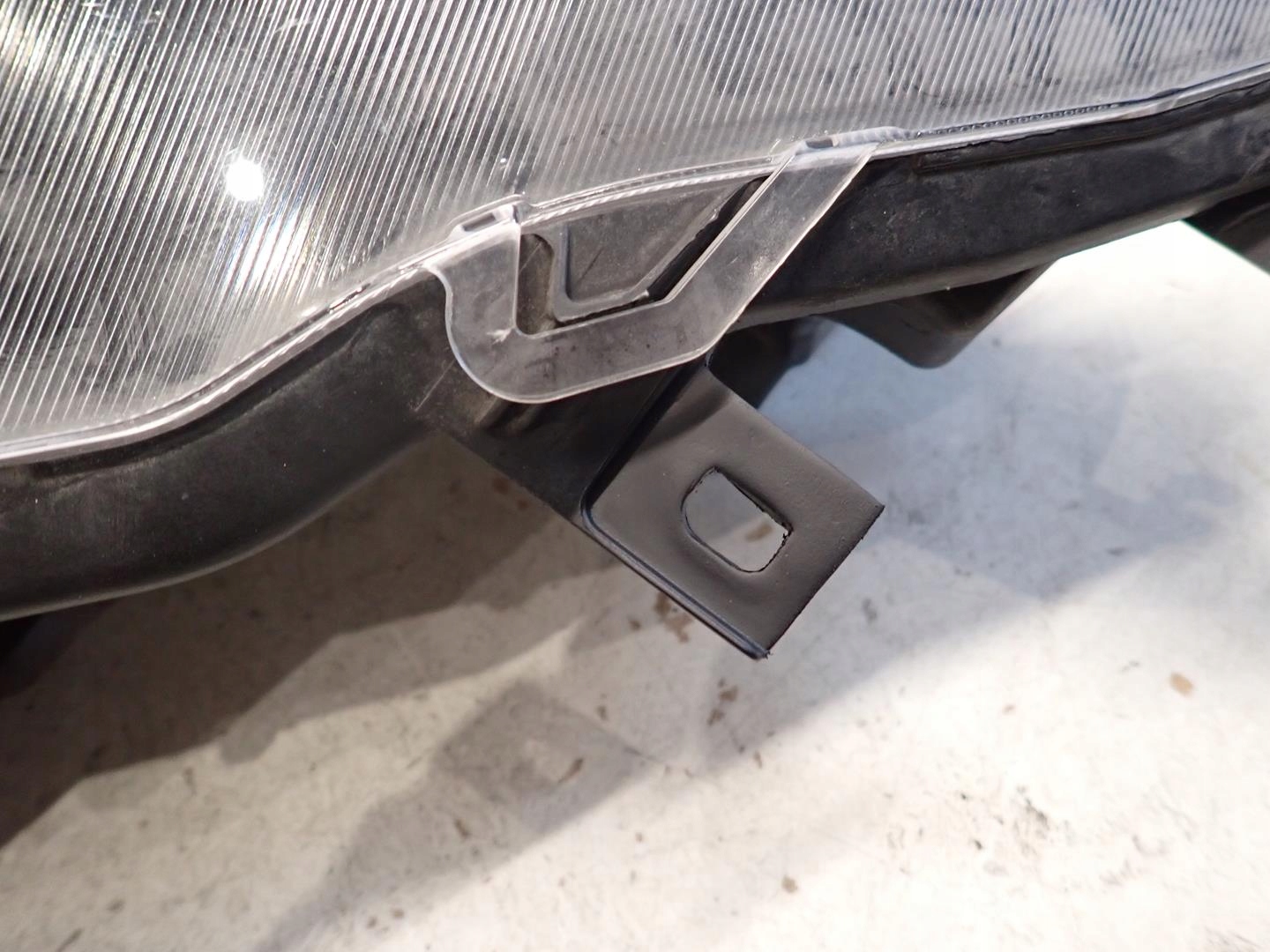 light front front left TOYOTA YARIS IV 2020- 0093380
