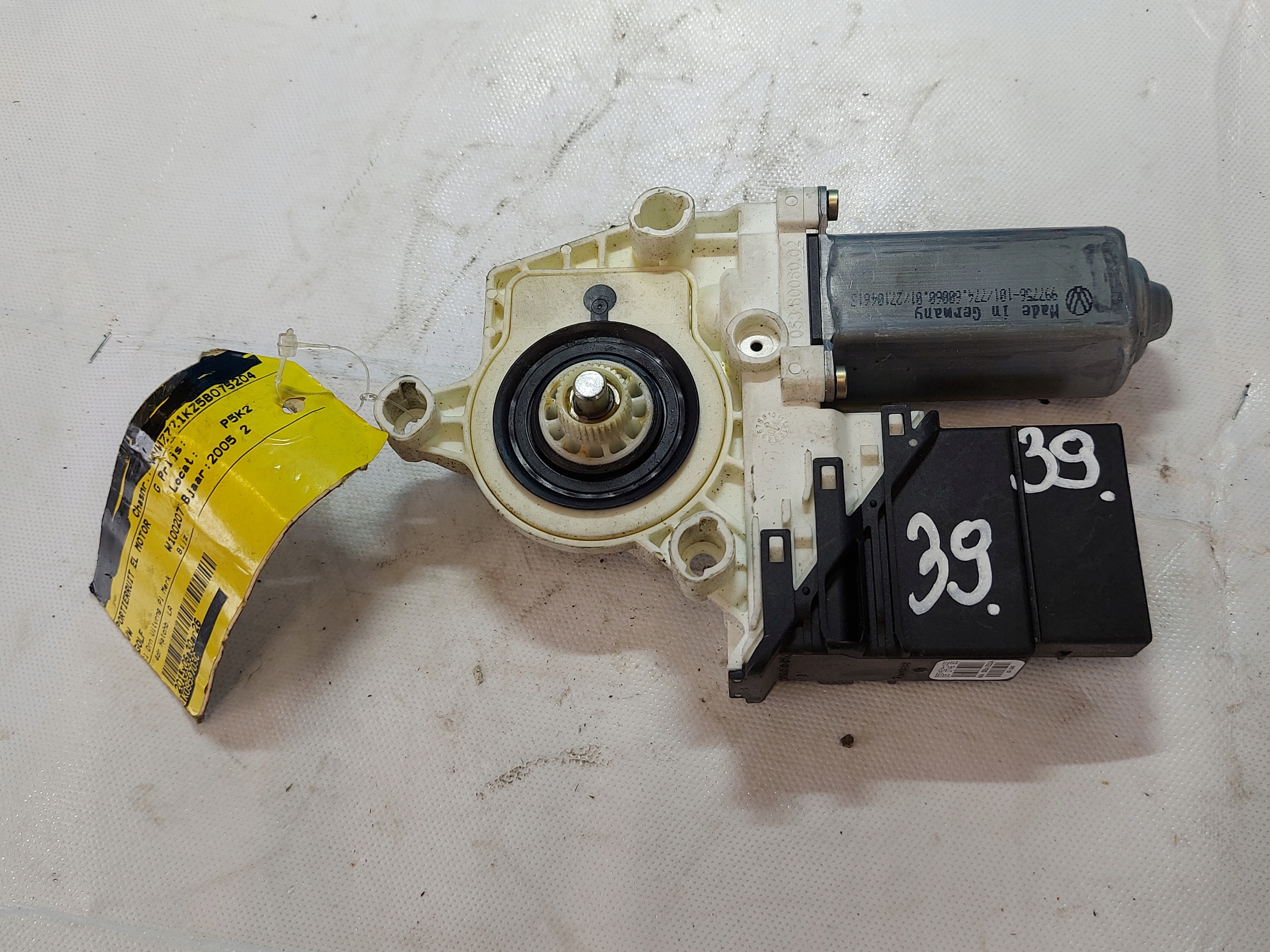 engine lifting windows GOLF V 993424100 left rear part