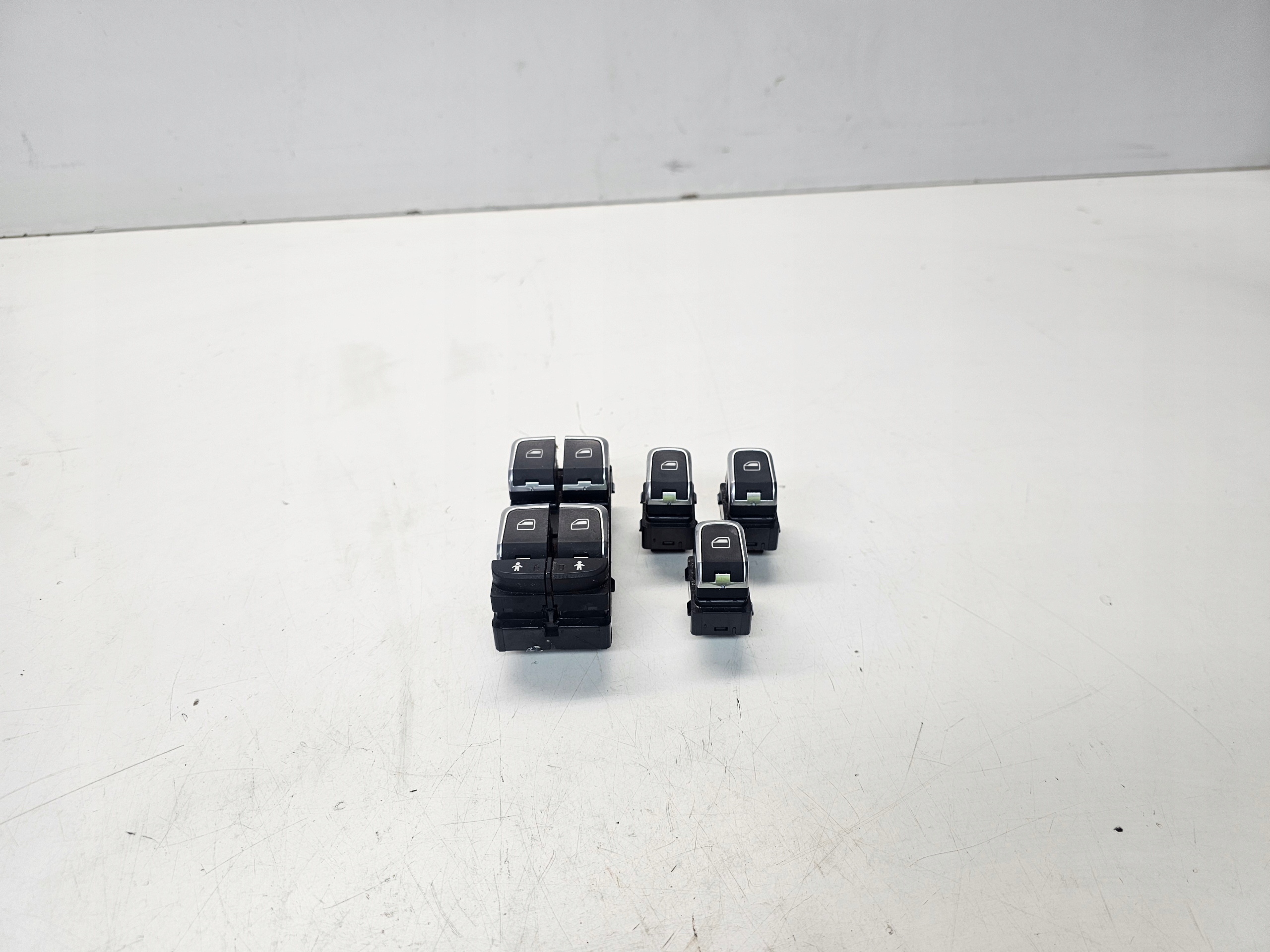 switch switch of the window CHROM AUDI A3 8V 8V0959851E KOMPLET