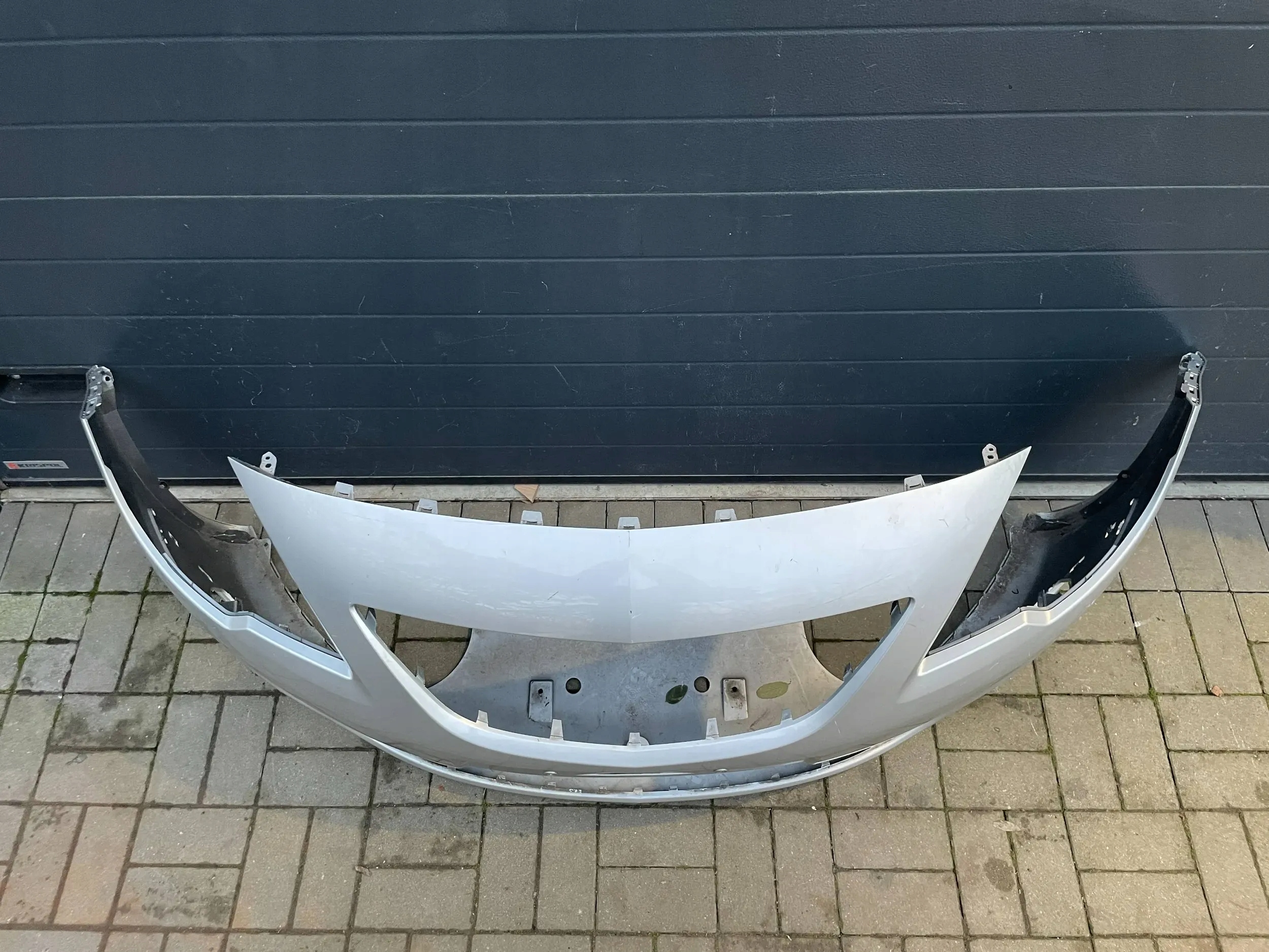 Opel Meriva B 10- bumper front front