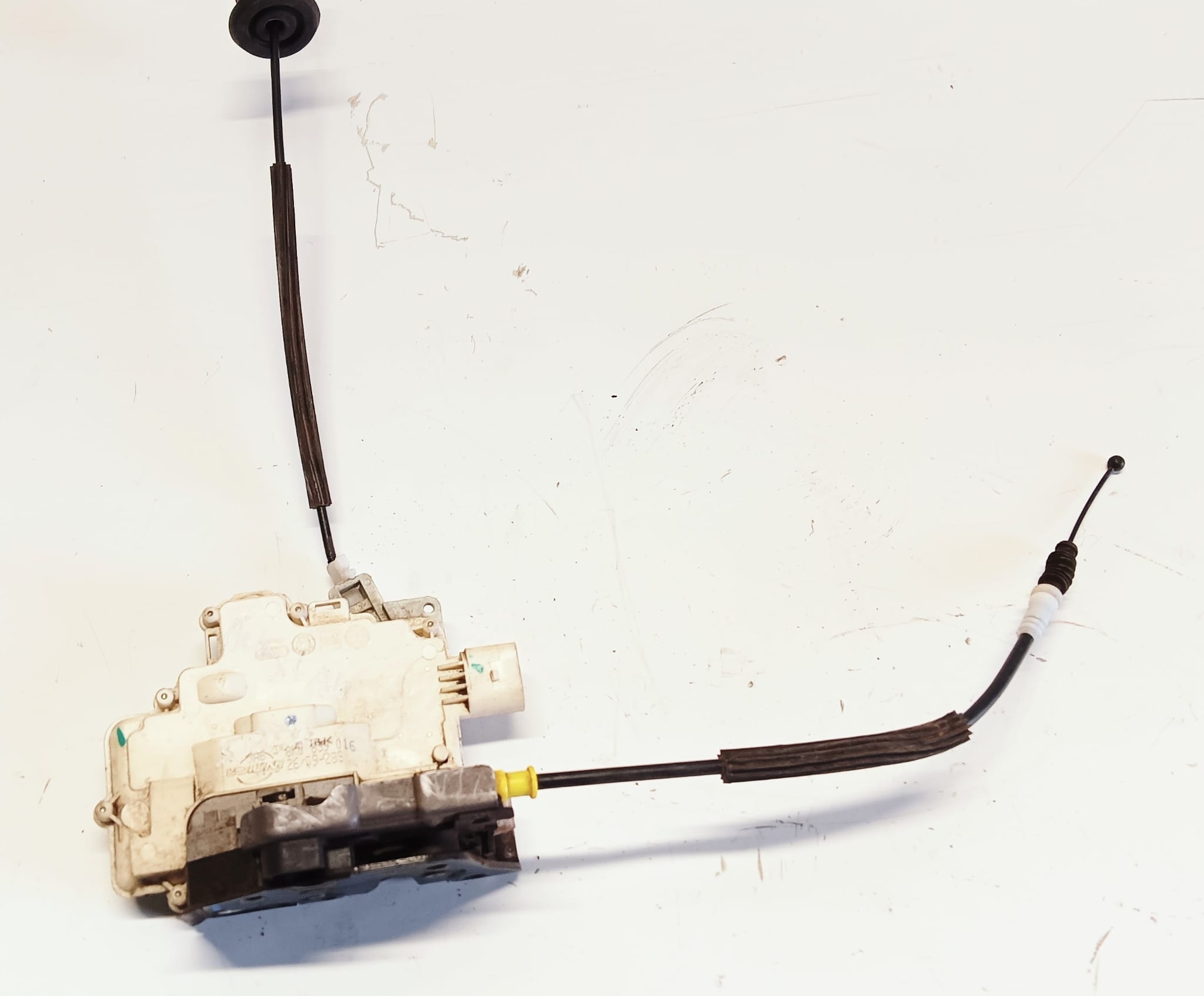 lock door right rear part AUDI A4 B8