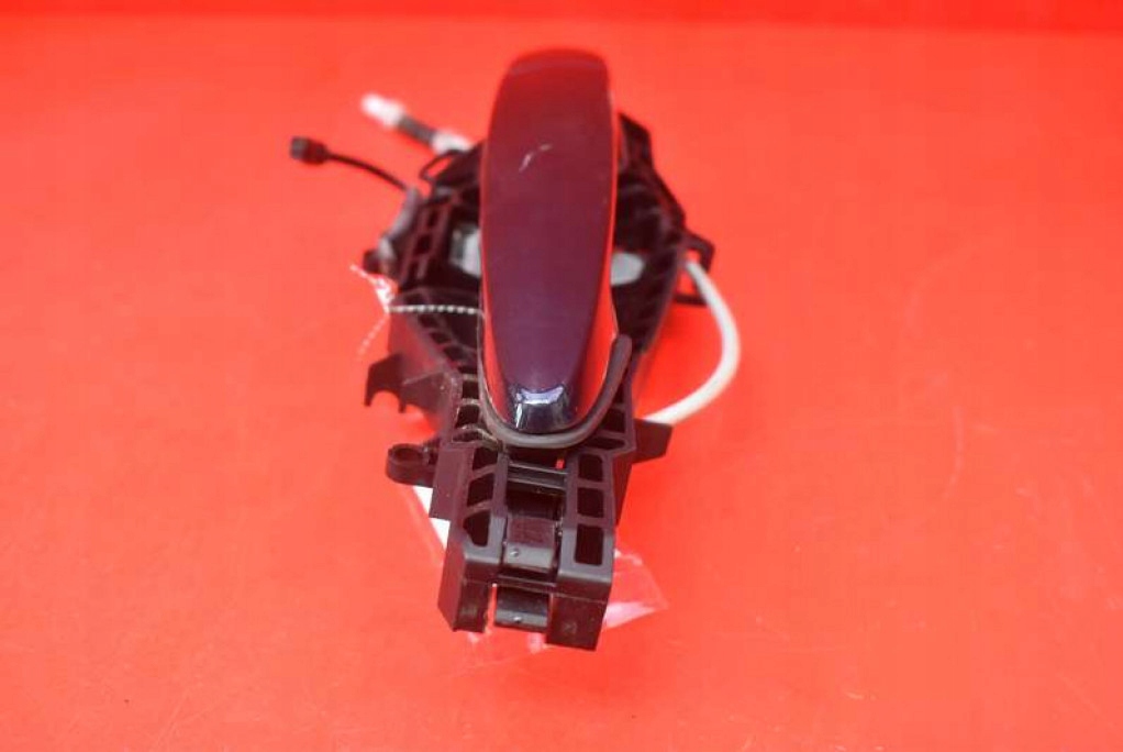 handle right front front A89 7321640 BMW F30 F31 11-16