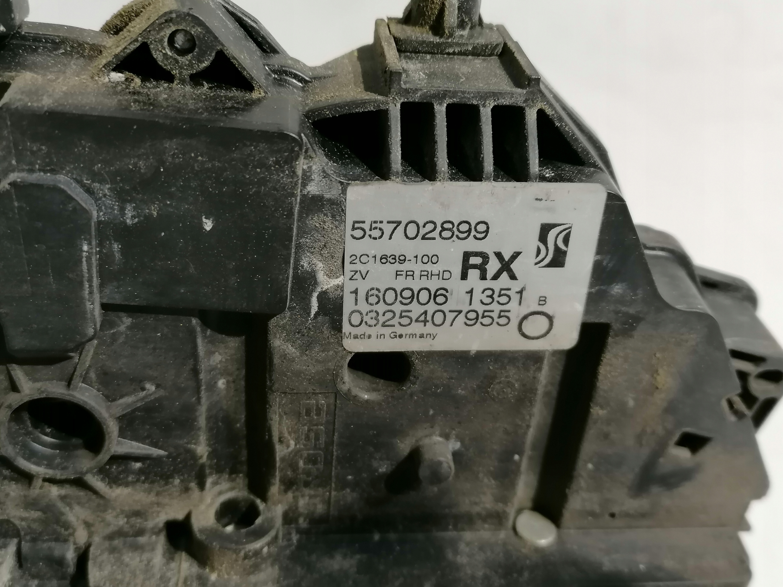 Opel Corsa D lock right front 6 PIN