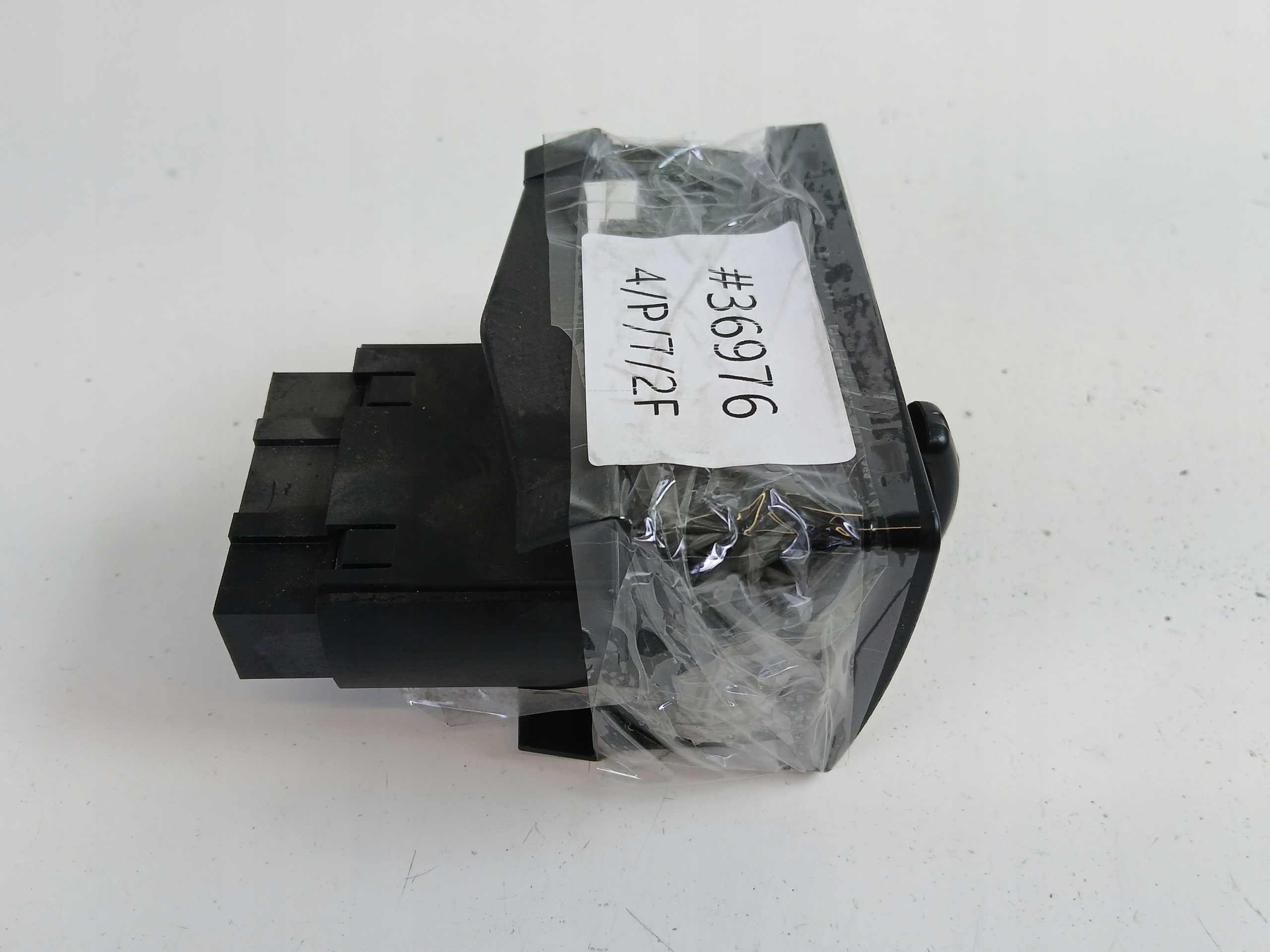 FORD FOCUS MK2 lámpa kapcsoló 4M5T13A024EA