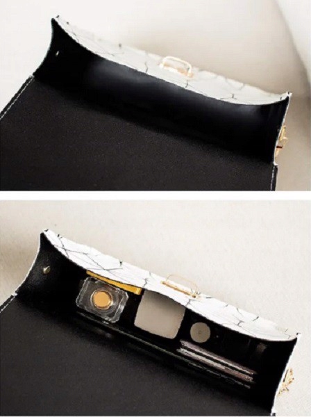 Torebka skóra ekologiczna czarna złoty łańcuszek Kolor dodatkowy złoty