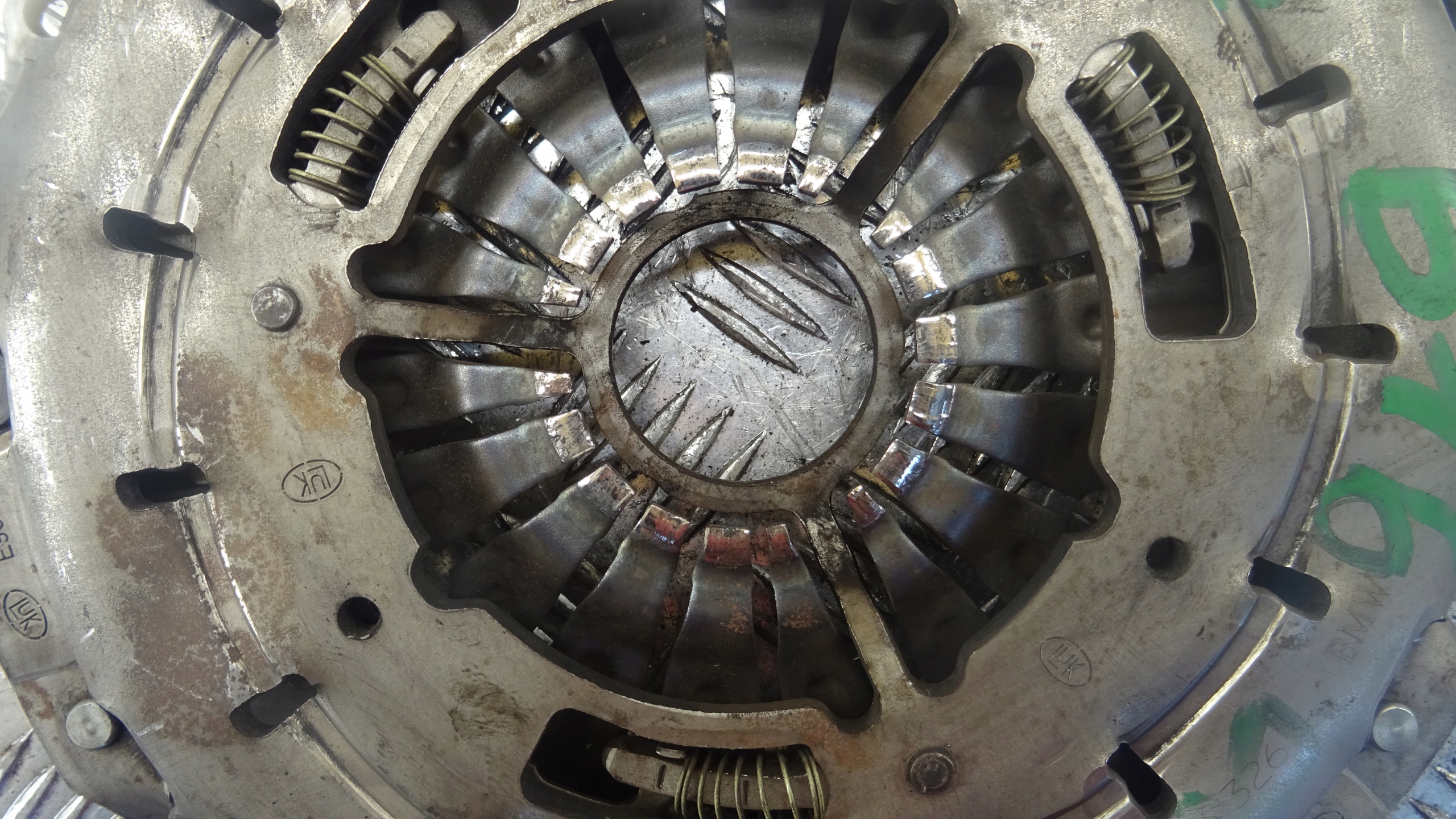 clutch DWUMAS BMW 3 F30 761432701 nr34