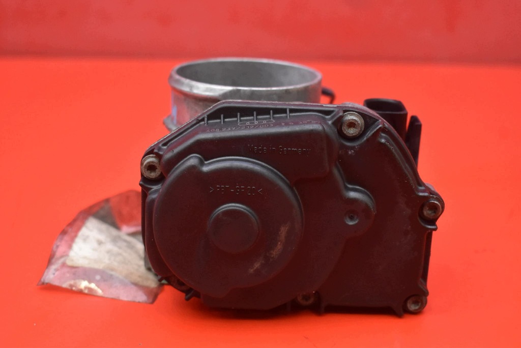 throttle flap 058133063M AUDI A4 B5 1.8 20V 125 KM 94-99