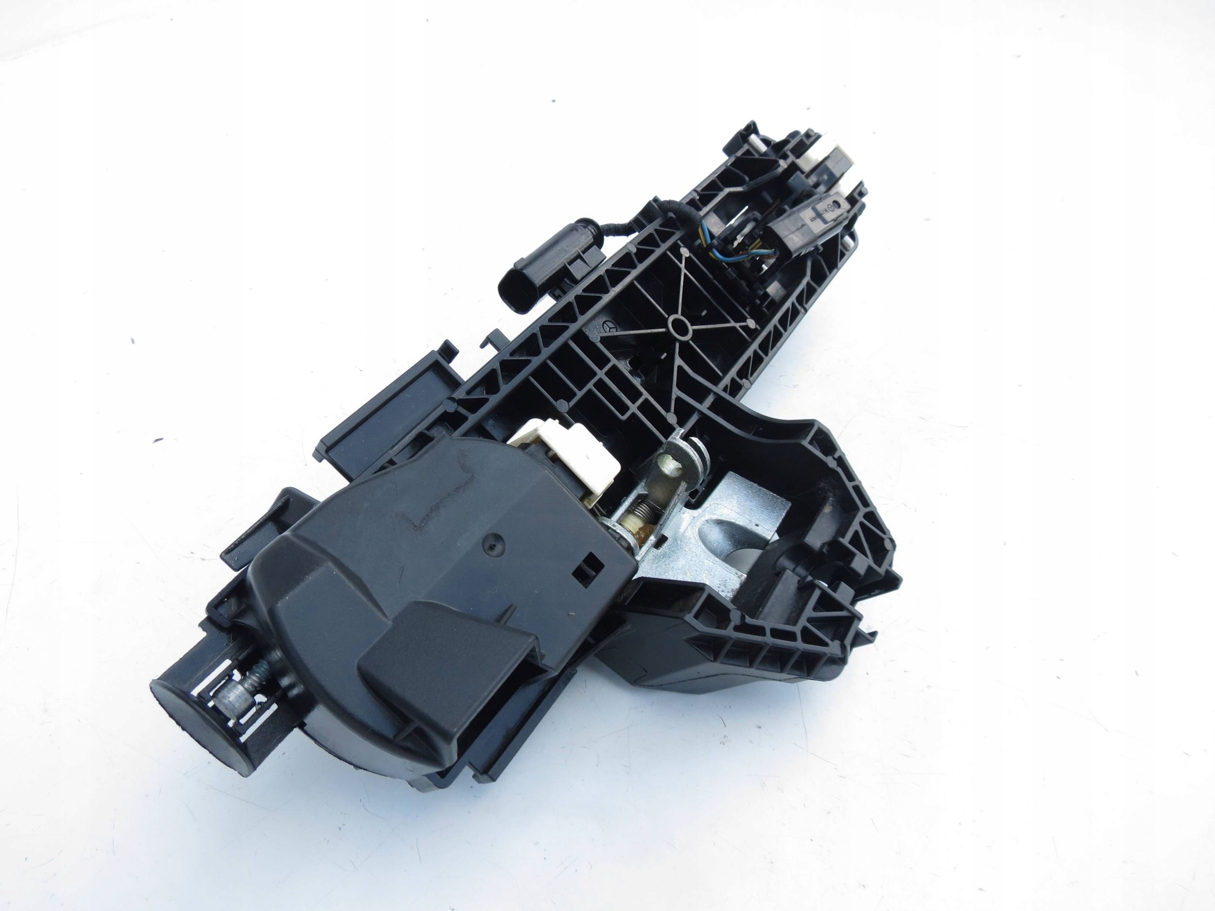 handle door left front MERCEDES CLS W218