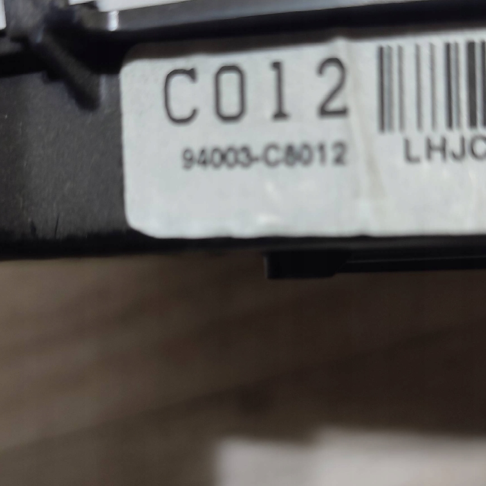 dials Hyundai i20 94003C8012