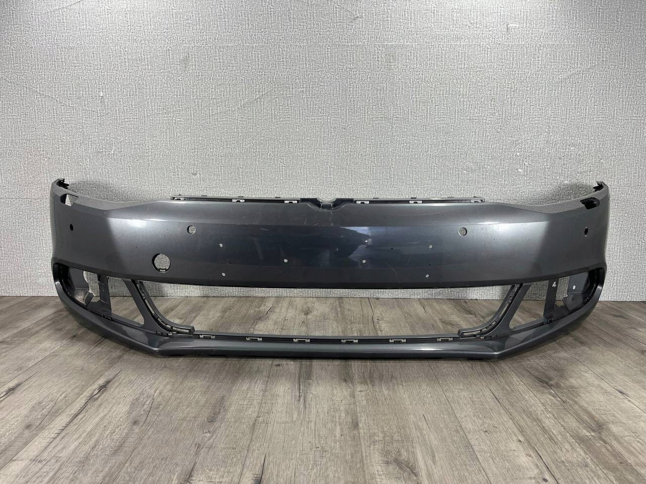 VW JETTA VI 2010-2014 Stoßstange vorne 5C6807221B
