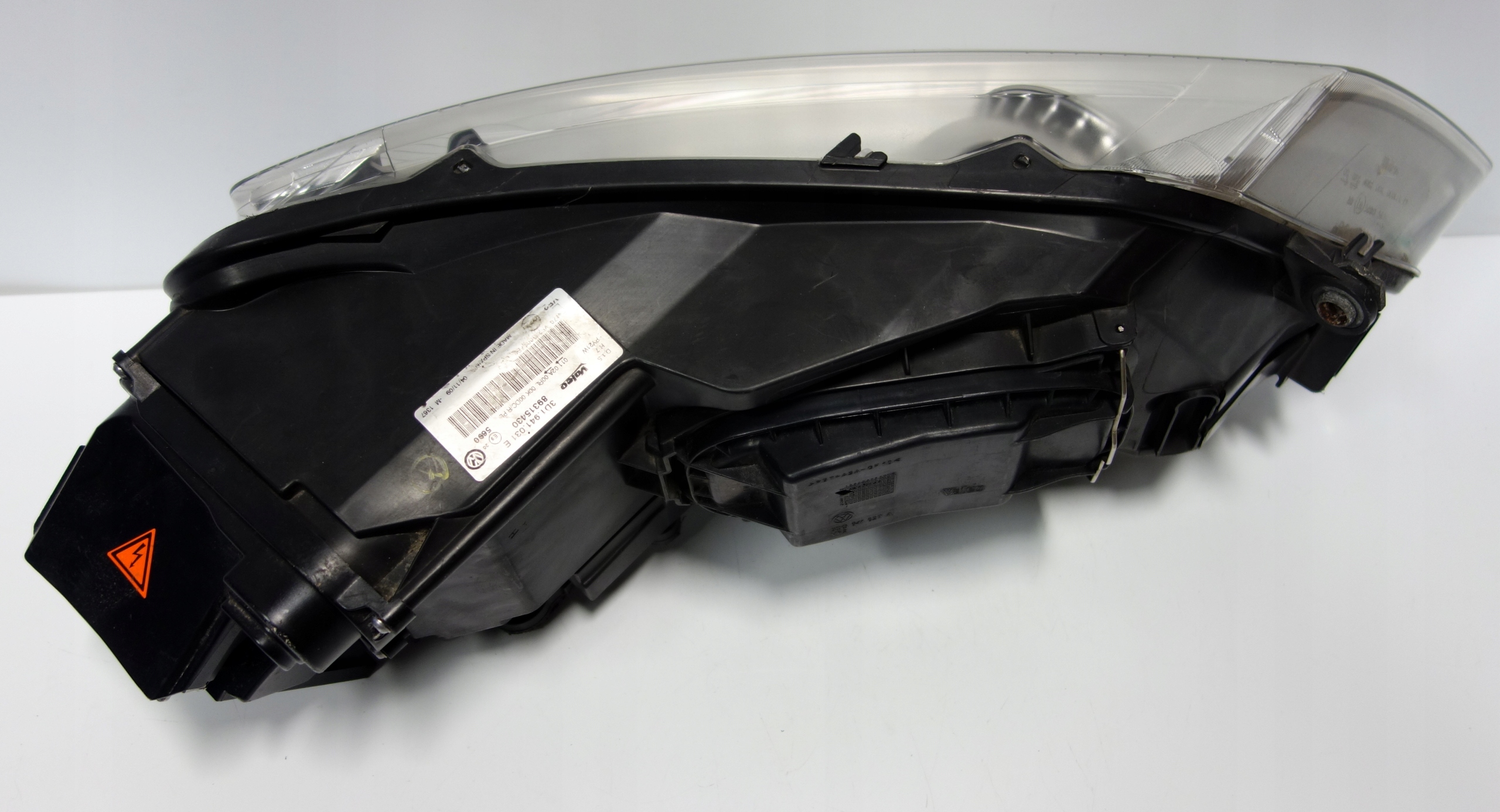 VW PHAETON BIXENON Z LED LAMPY PRZÓD PRZEDNIE Numer katalogowy części 3D1941032E