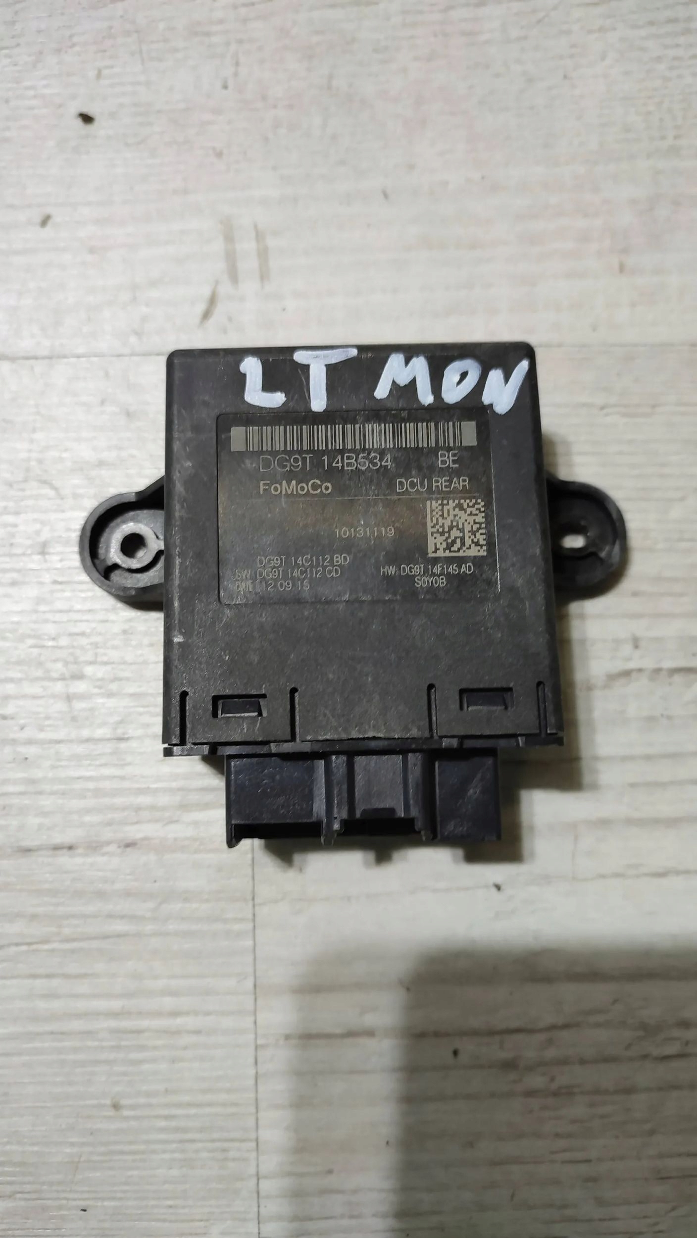 Ford Mondeo MK5 16r 2.0TDCi rear part side left module door