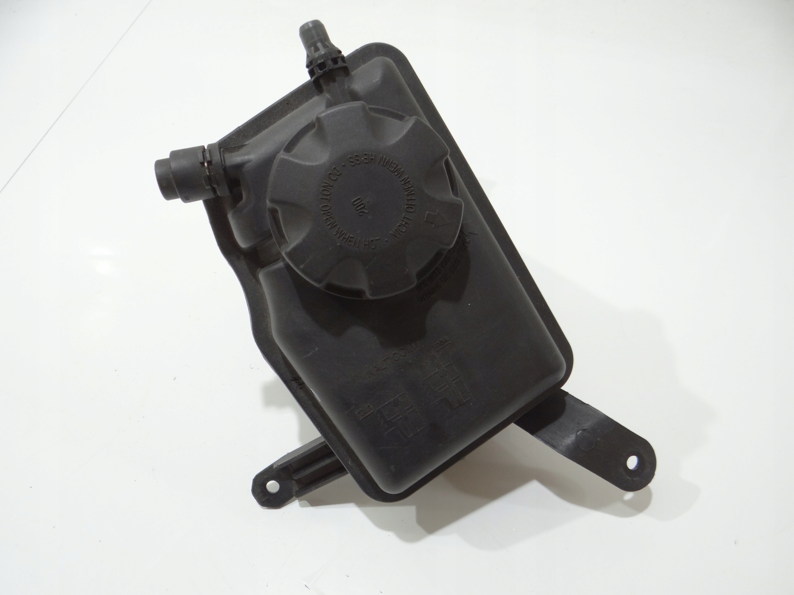 Réservoir eau BMW E60 M54B30 7082580