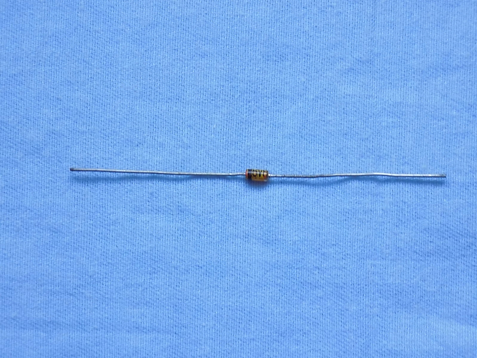 DIODA ZENERA C 6,8 V (ZESTAW 8 SZT.)