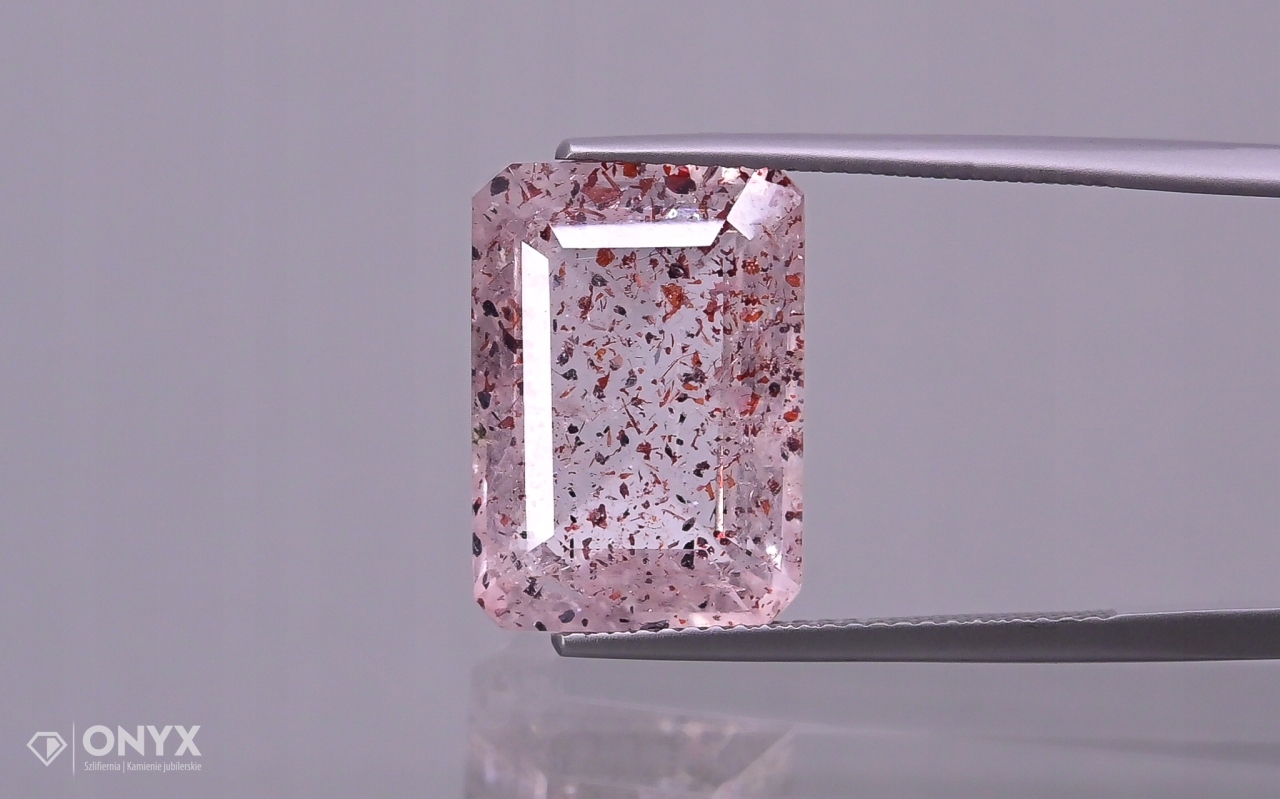 Jahodový křemen fazetovaný oktagon 16,5x11,5 mm