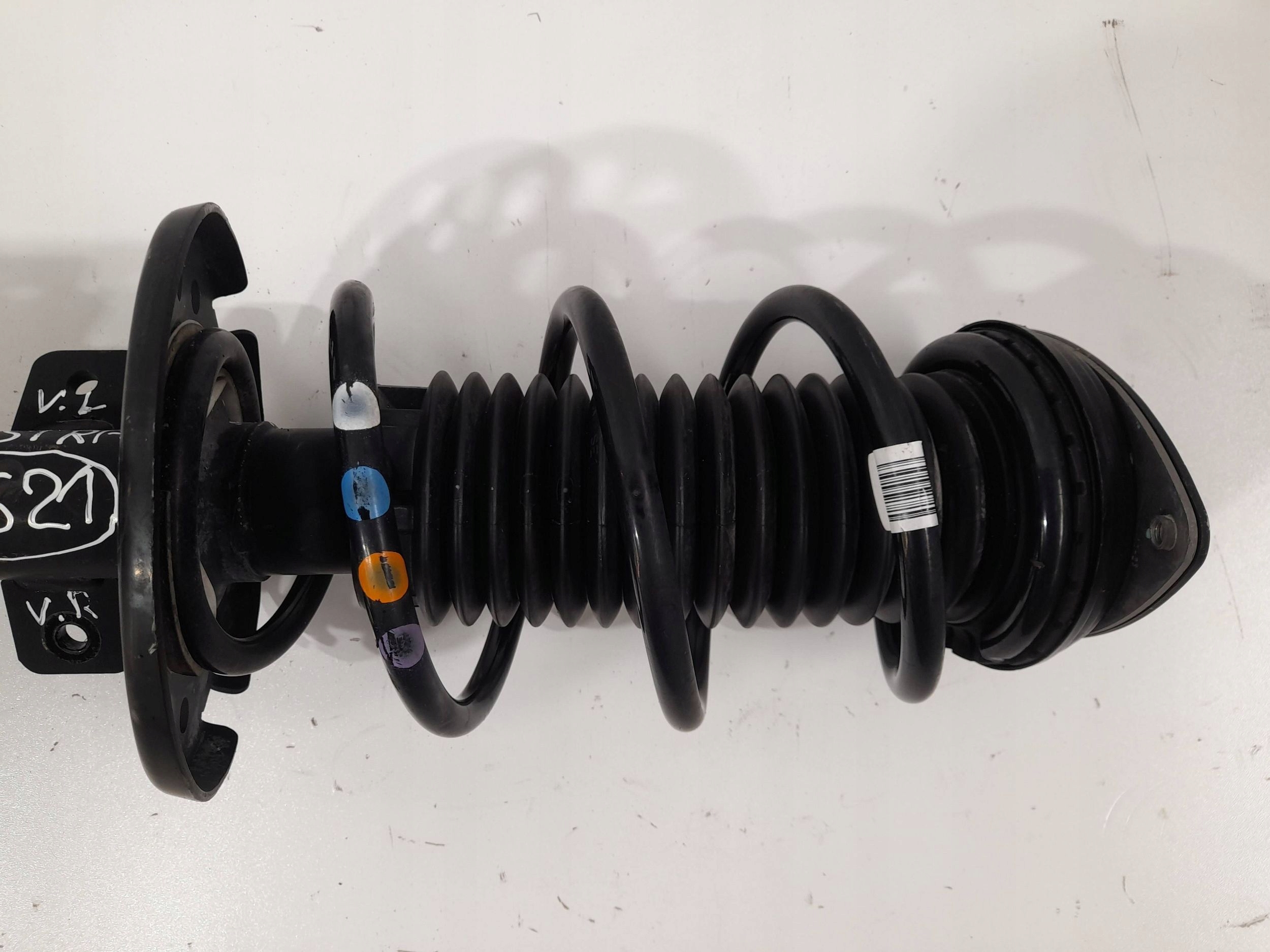 Opel Astra L shock absorber front left=right 984669780 (F621)