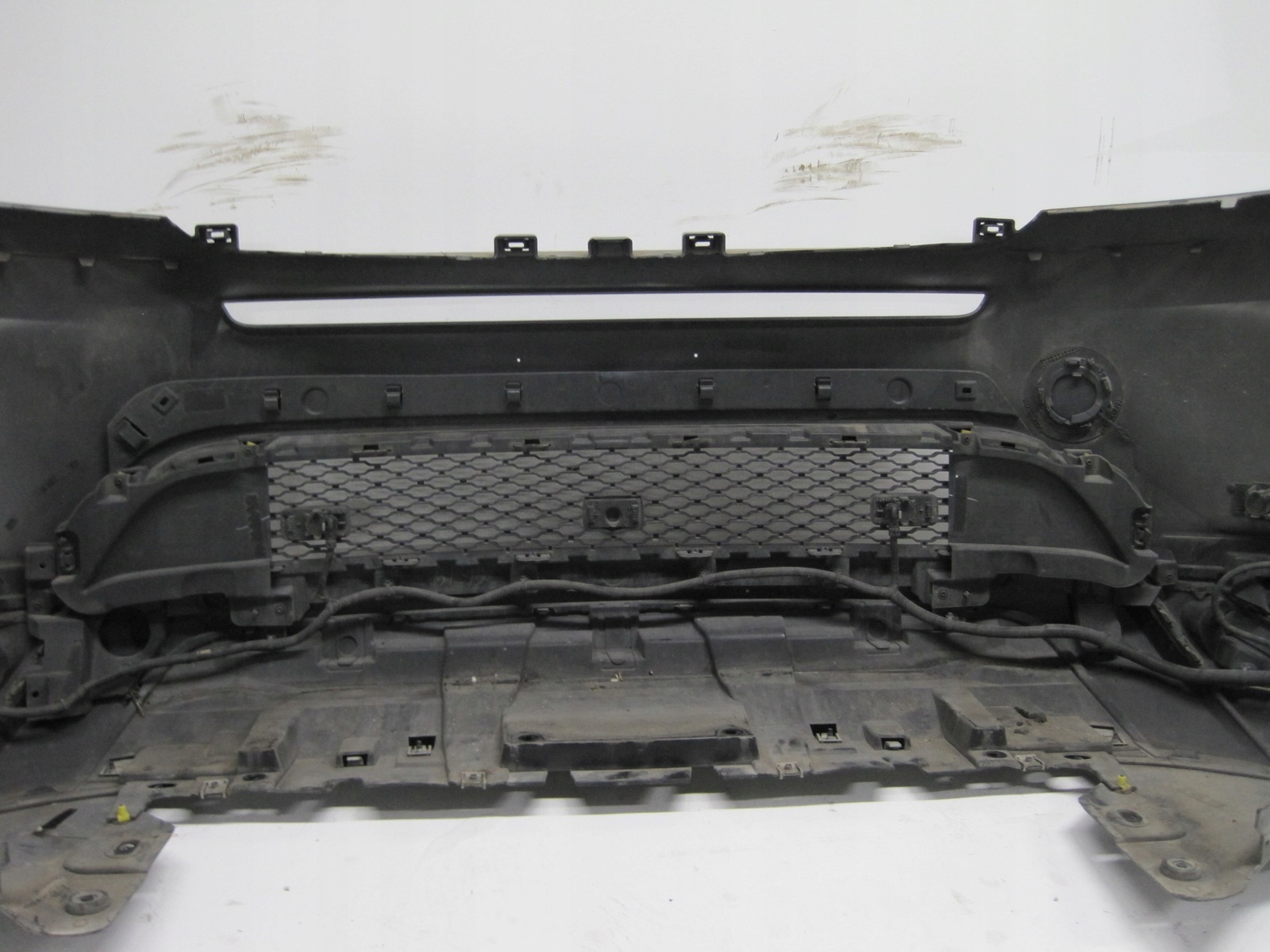 bumper RANGE ROVER EVOQUE II 4 PDC below RADAR front