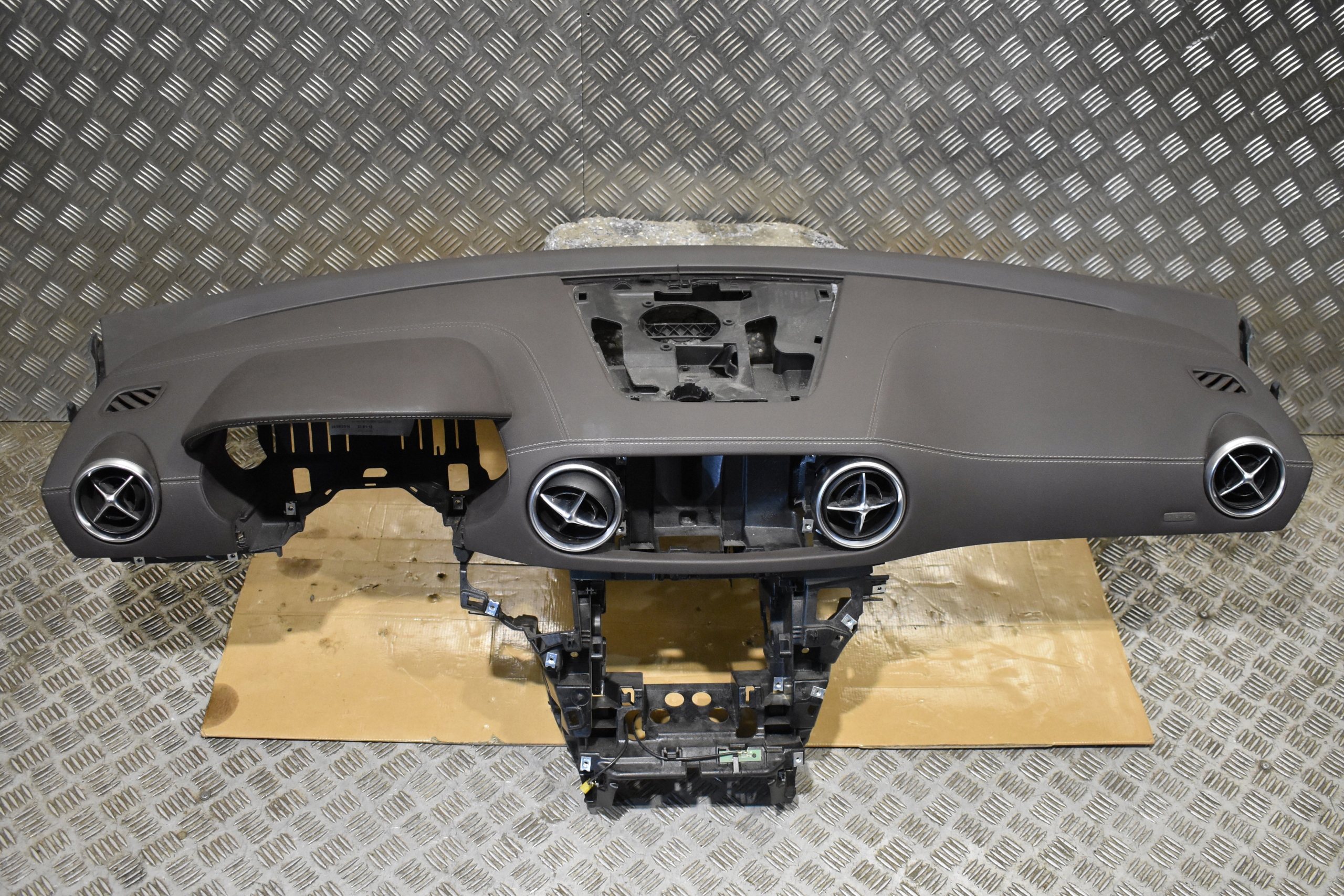console BRAZOWA leather MERCEDES SL R231 1