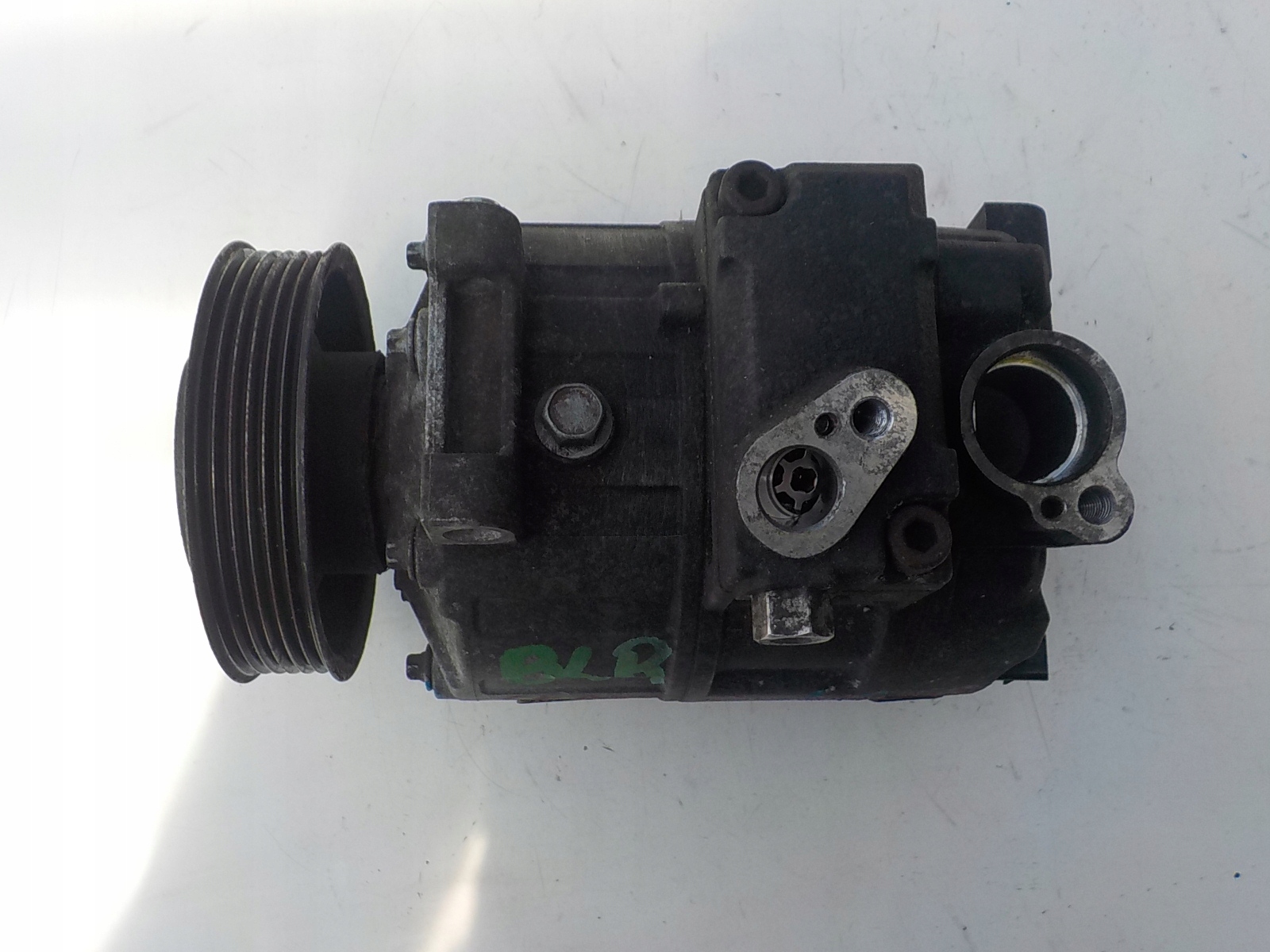 Golf V Audi A3 8P 2.0 компрессор 1K0820803L