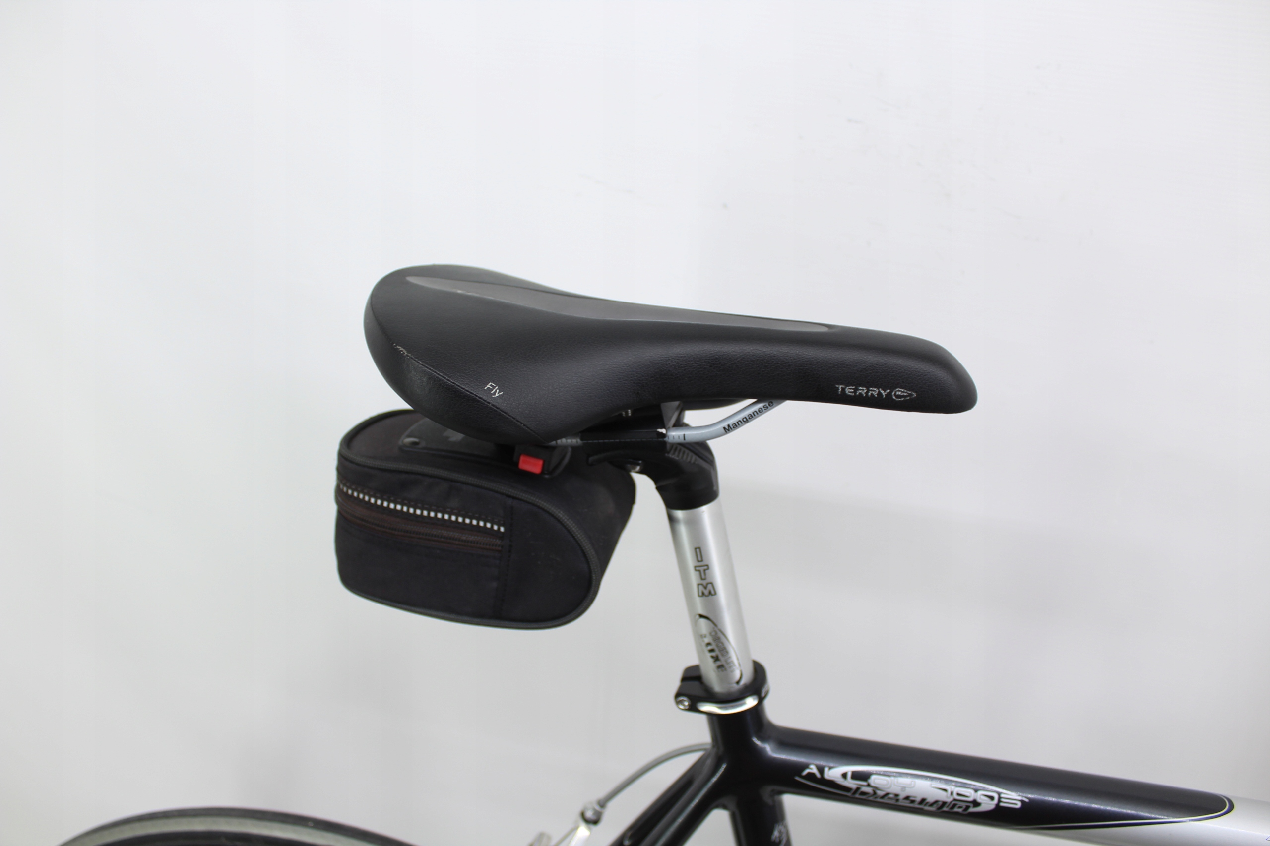 PIĘKNY ALU ROWER SZOSOWY 'KOGA' KOŁA 28'' 24 BIEGI Rozmiar ramy 24 cale