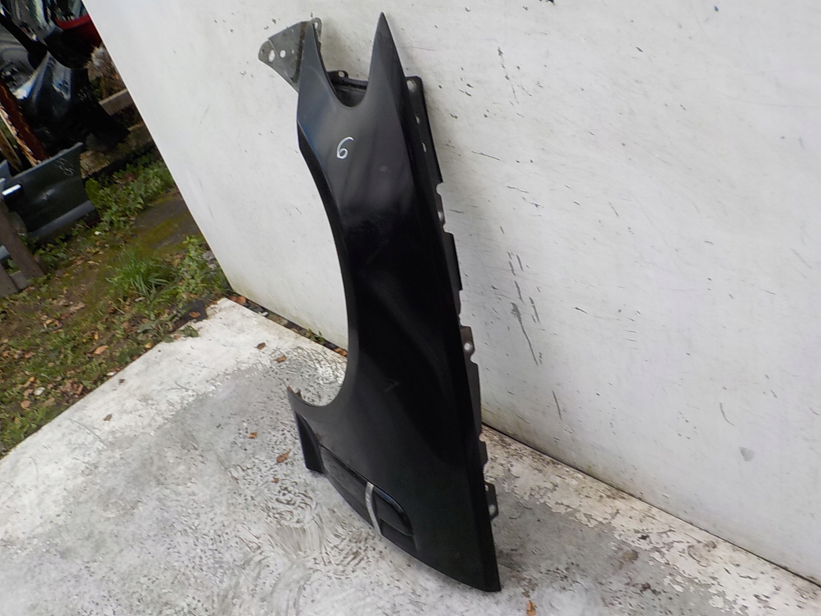 6 JAGUAR XF X250 fender left front front