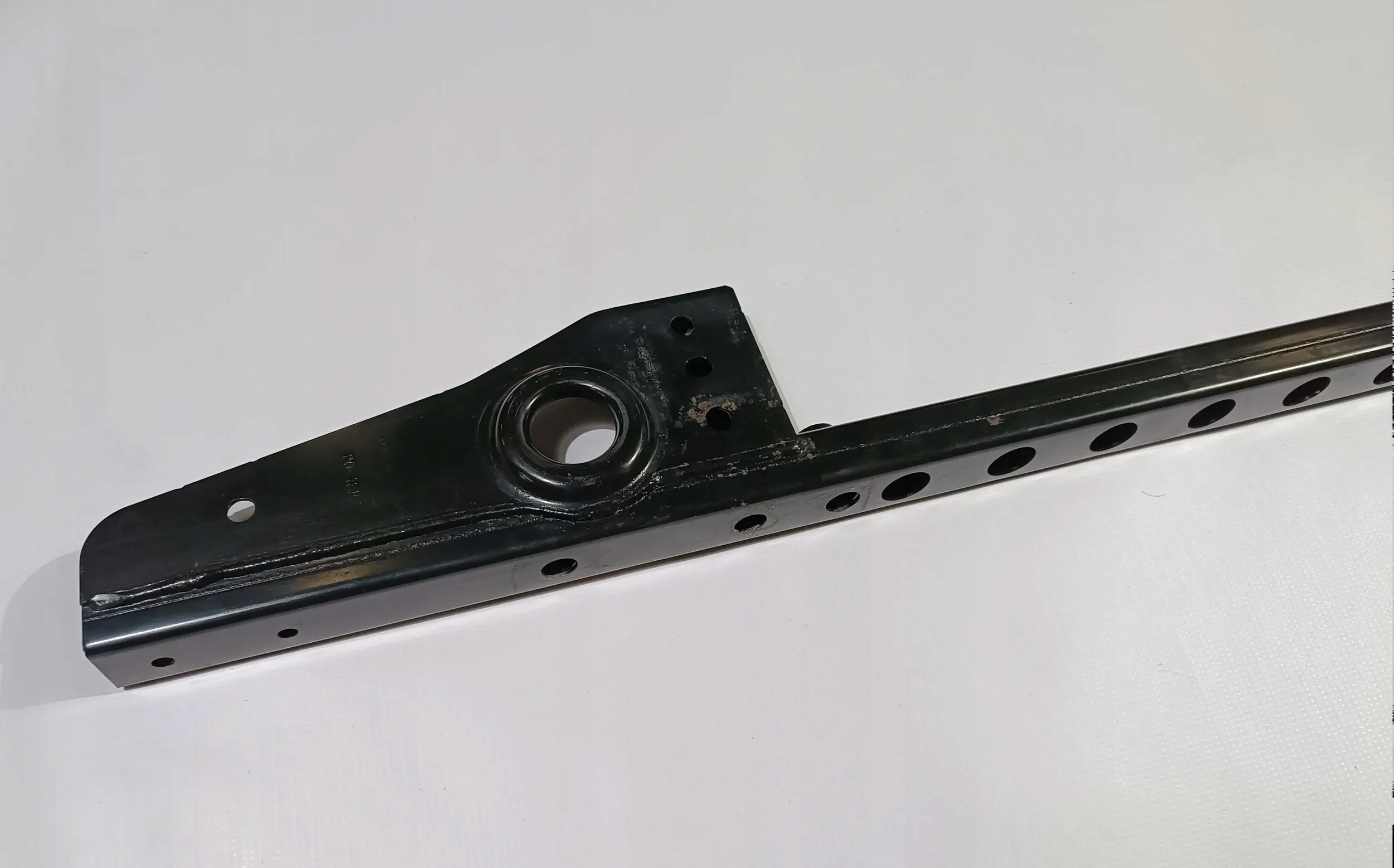 sider of radiators front pillar axle beam below radiator Ford Explorer 2020