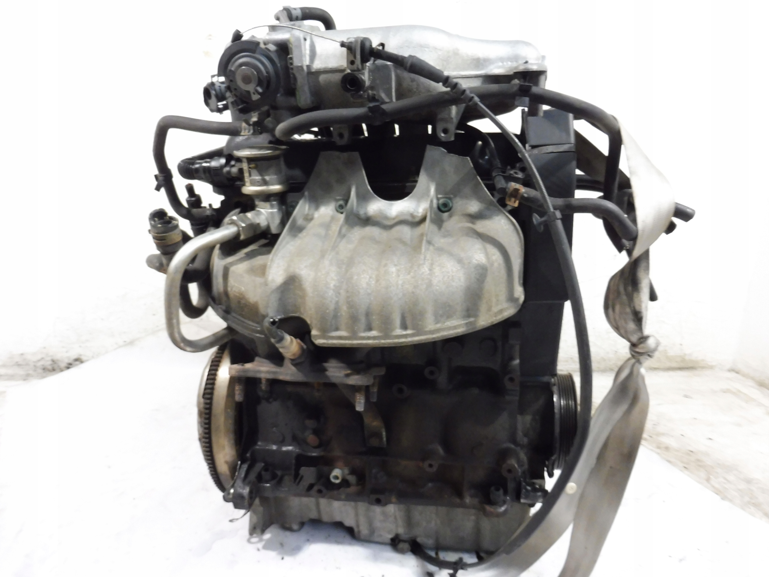 двигатель без навесного vw Golf IV SKODA OCTAVIA 2.0 8V