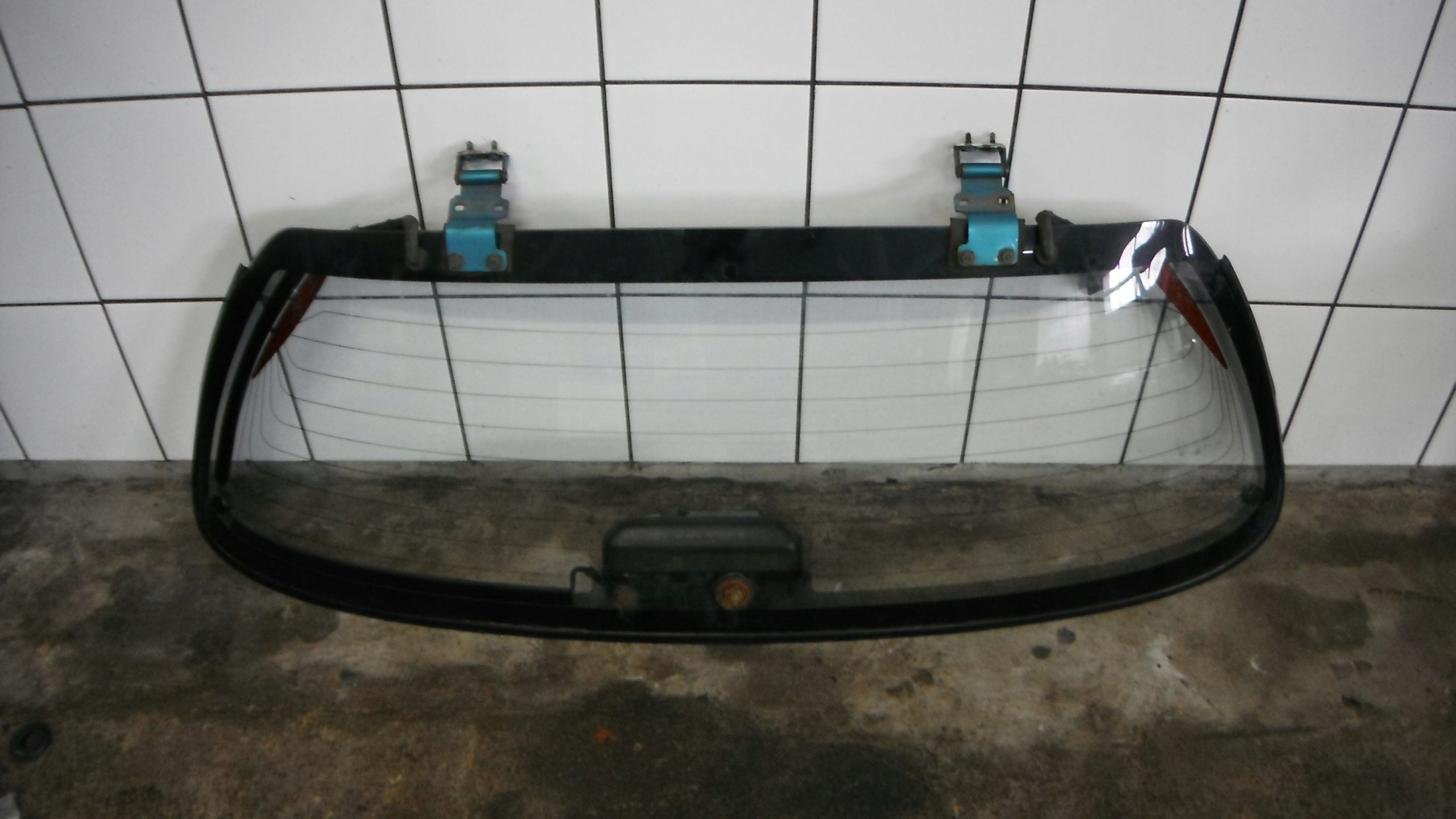 HONDA CIVIC 5 V 91-96 SZYBA TYLNA (BEZ KLAPY)