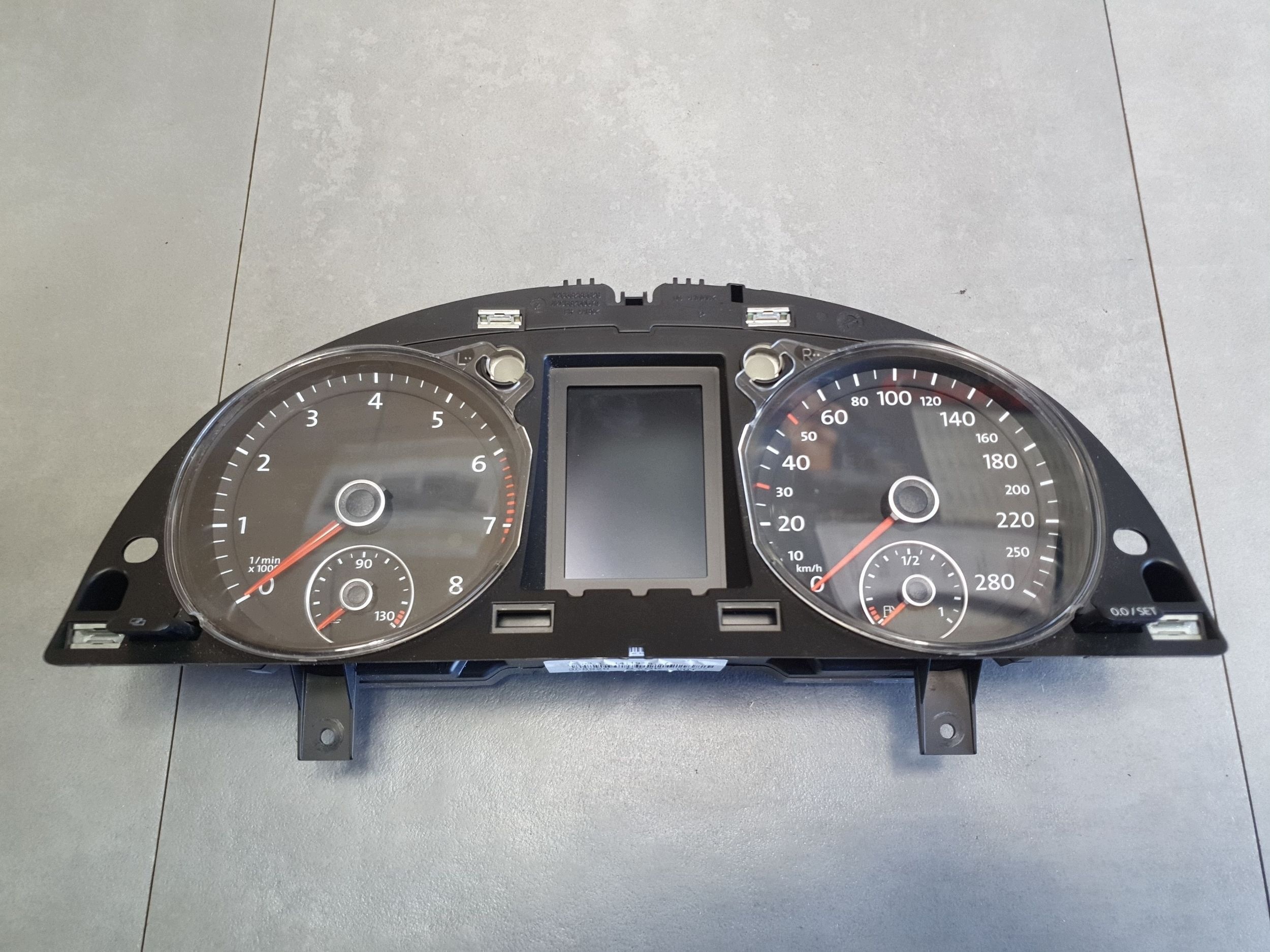 Volkswagen PASSAT CC dials dials 3C8920870K