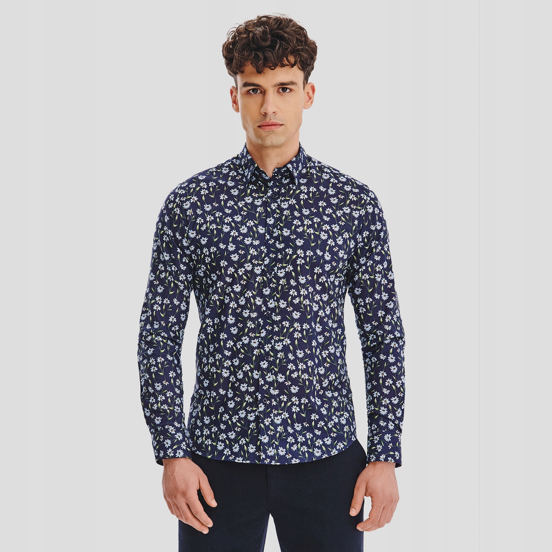 Tmavě modrá bavlněná pánská košile s květinovým vzorem Pako Lorente vel L