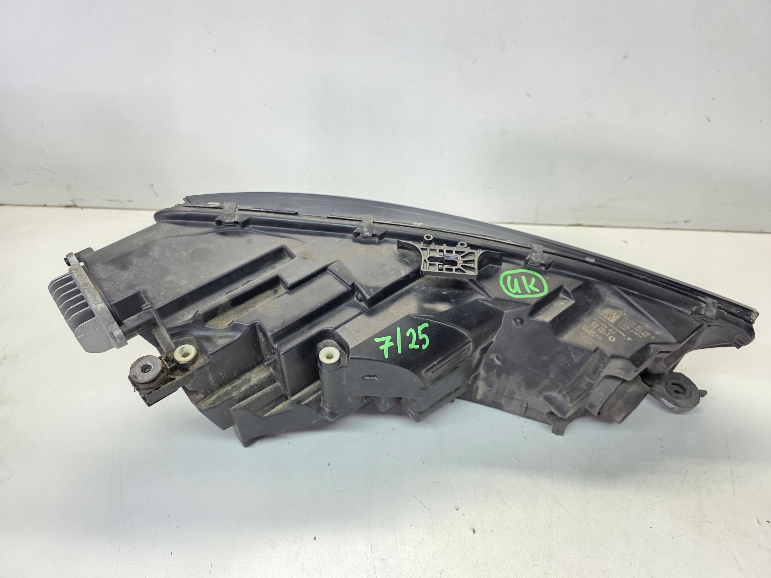 REFLEKTOR Licht links vorne FULL LED AUDI A4 B9 8W0941033A 7/25