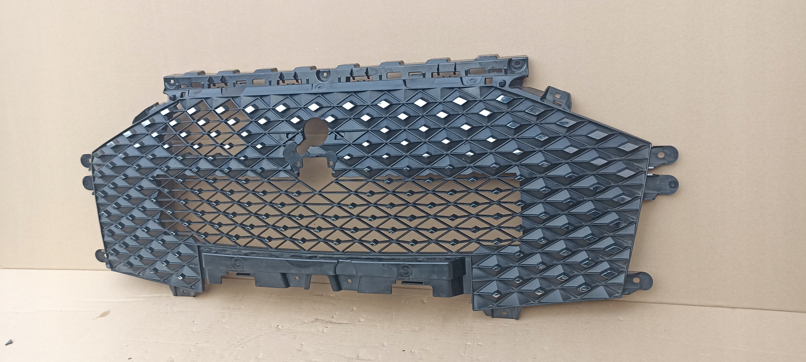 GRILL ATRAPA CITROEN DS7 LIFT 22-23rok 9841711180 Typ samochodu Samochody osobowe