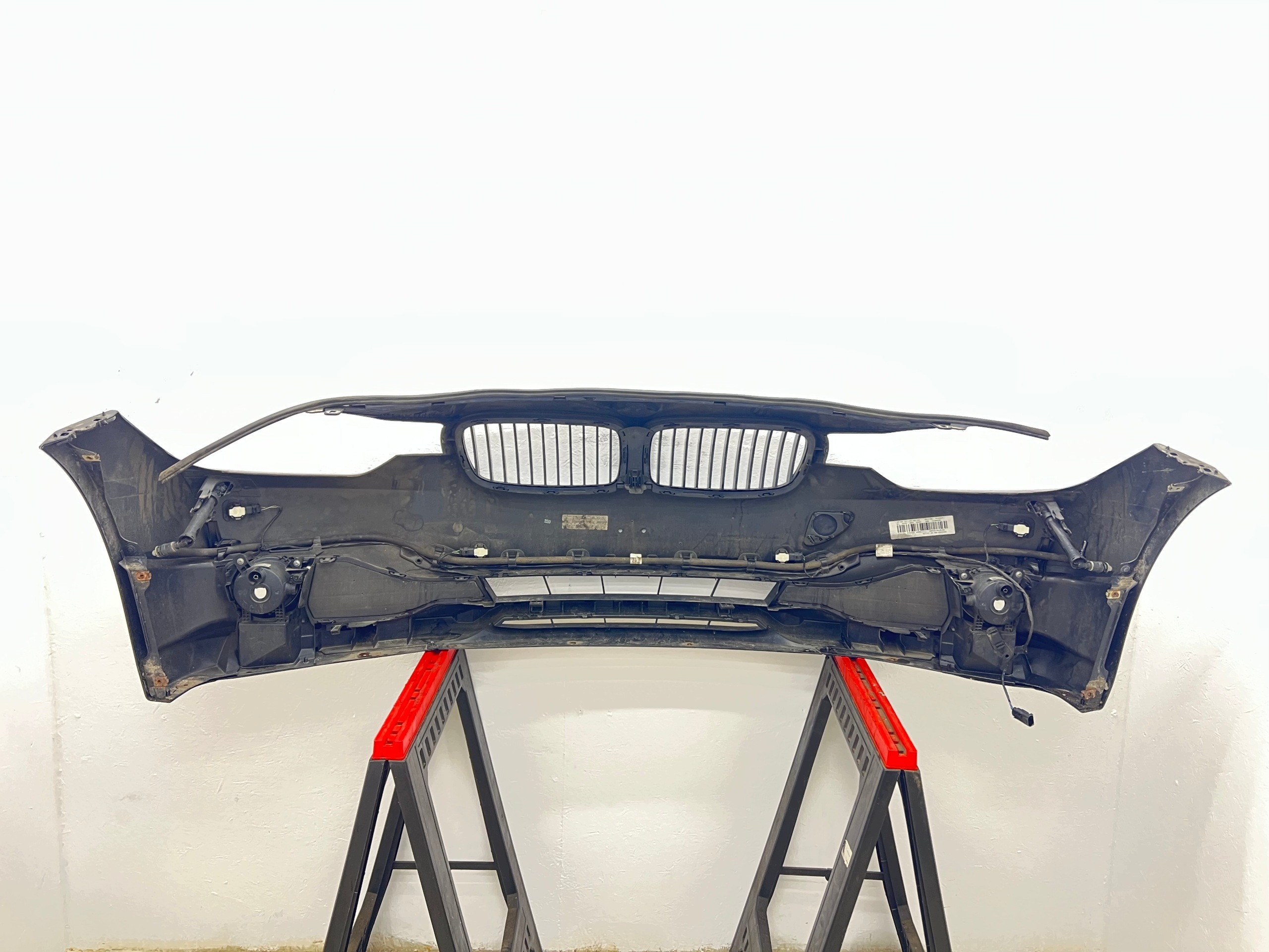 front bumper front BMW 3 F30 F31 washers 4XPDC complete A89